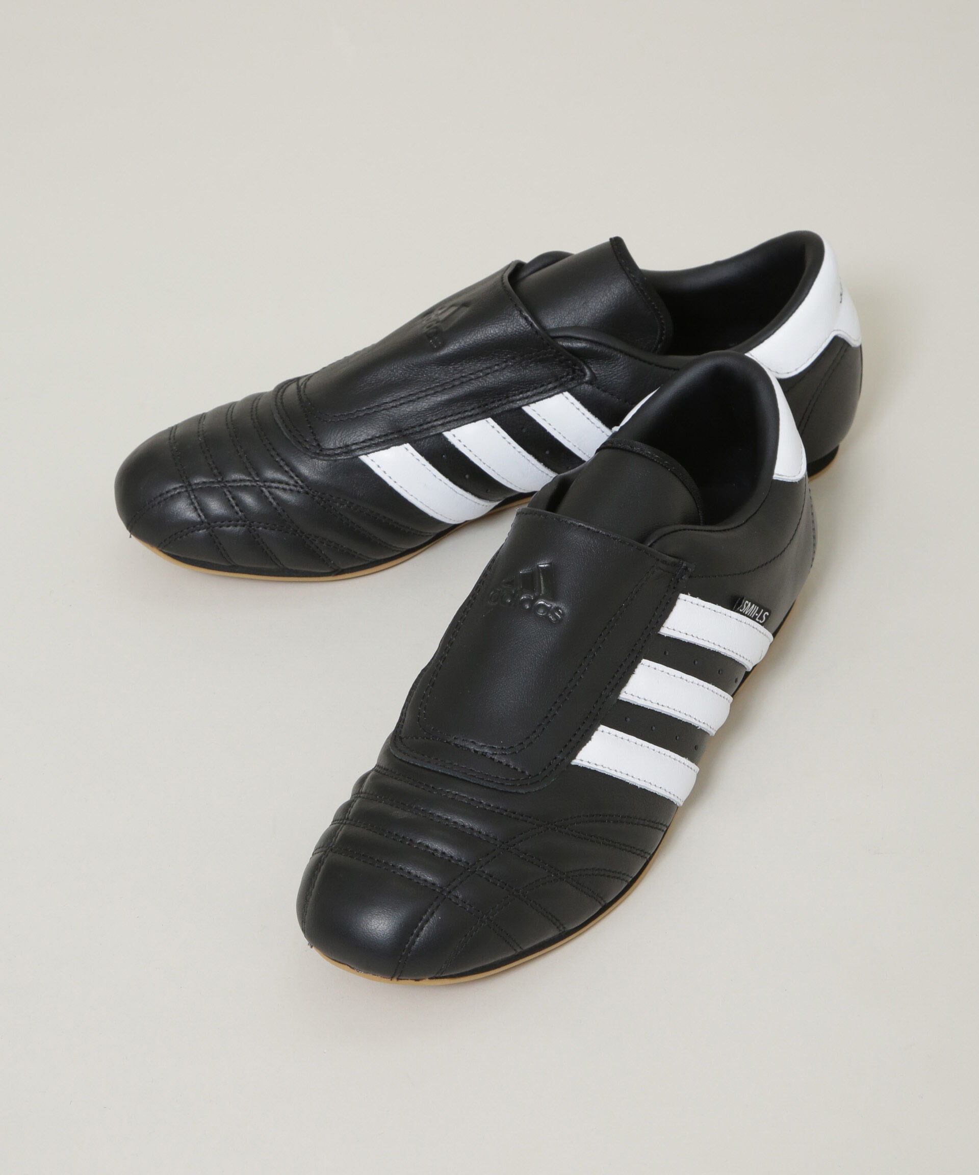 nano･universe「adidas/adidas TAEKWONDO W」|スニーカー|ブラック