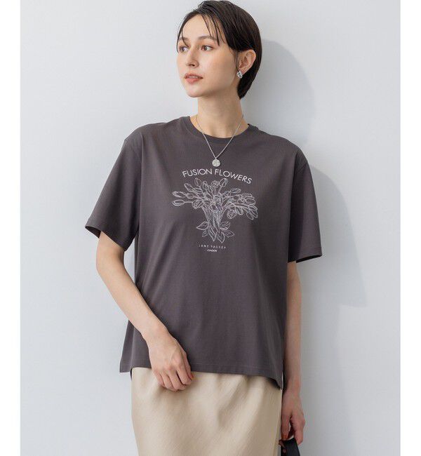 23区「【洗える】JANE PACKERコラボ フラワー刺繍 Tシャツ」|Tシャツ・カットソー|グレー系