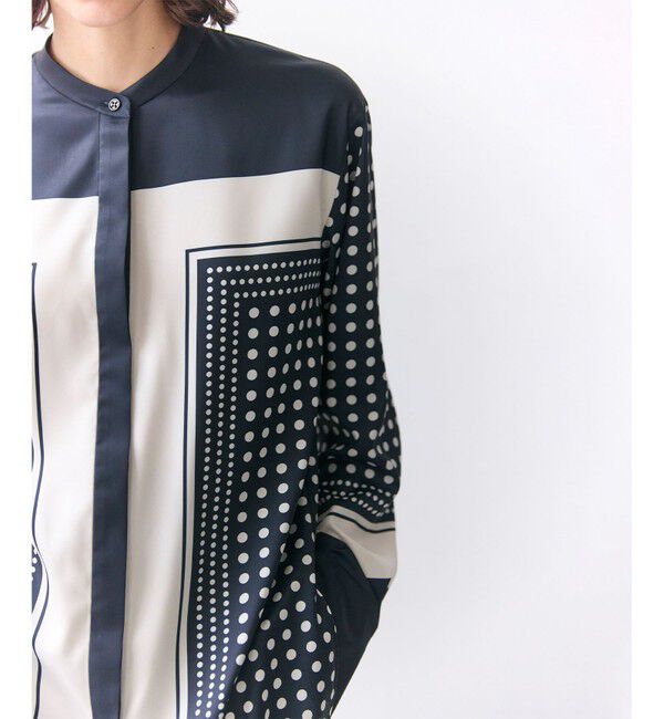BEIGE,「GADE / モノトーンドット柄バンドカラーブラウス」|シャツ・ブラウス|