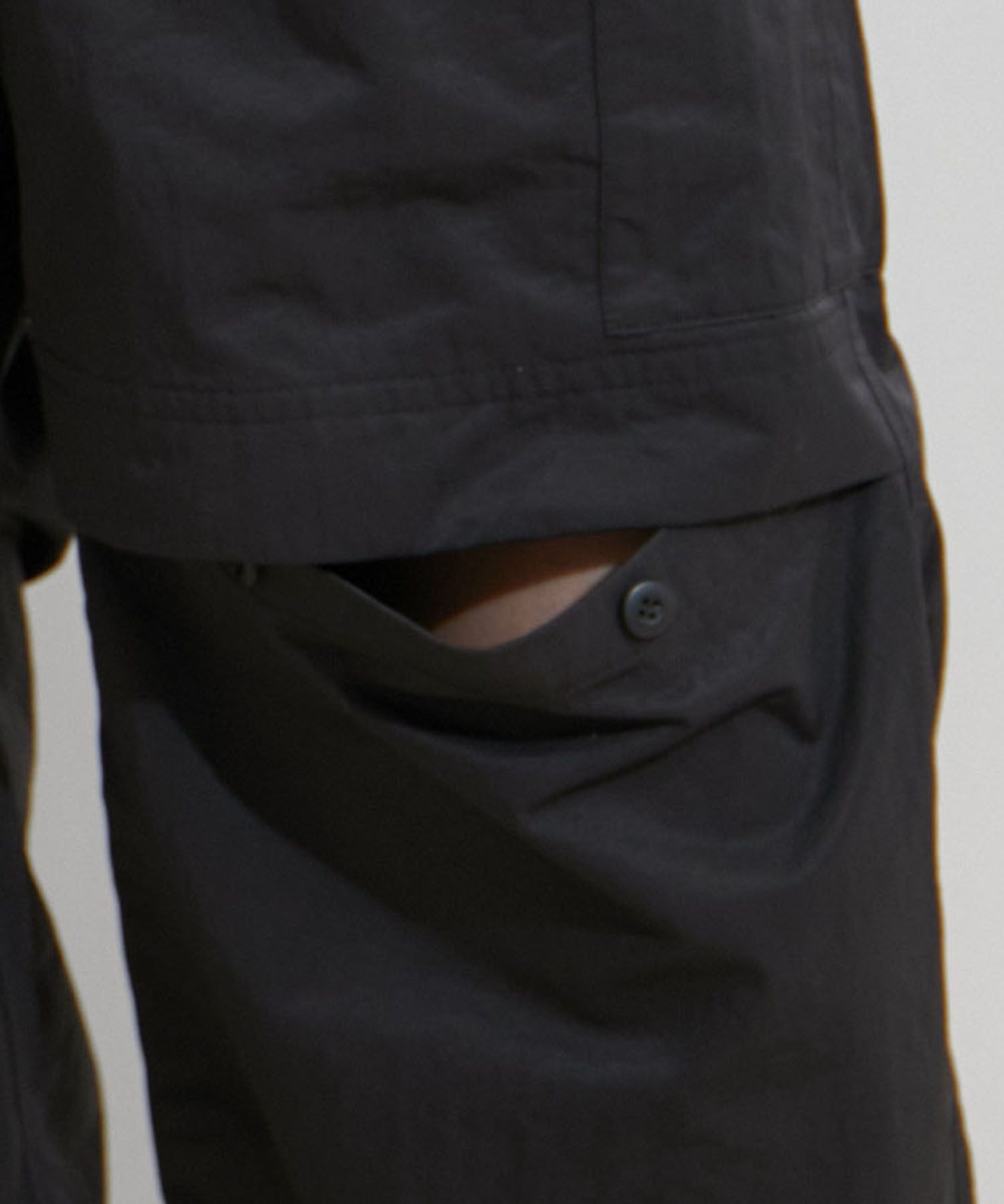 VIS「【洗える】ベルト付ナイロンカーゴパンツ」|カーゴ|