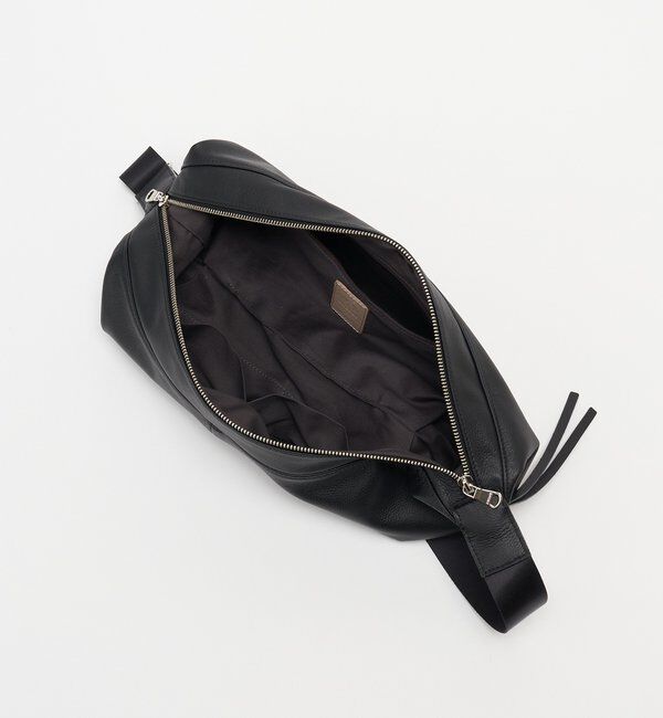  「ソフトレザーバナナボディバッグ」|ショルダー・メッセンジャー|