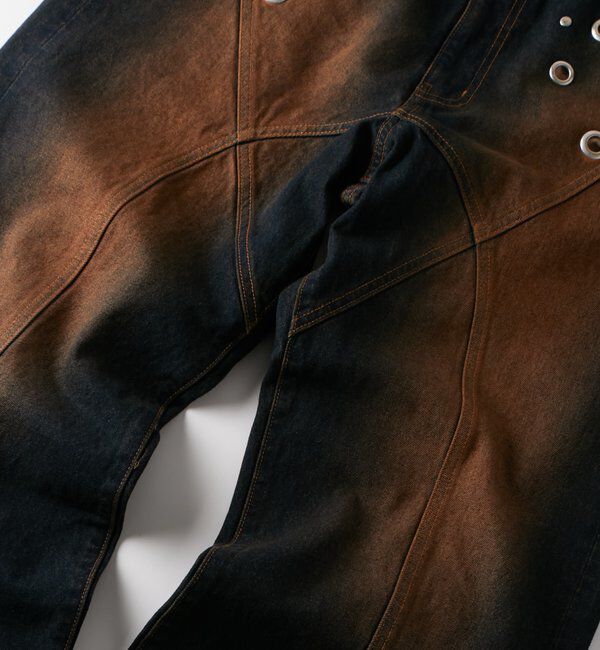  「アイレットスタッズスウィッチングブラストワイドデニム」|デニム|