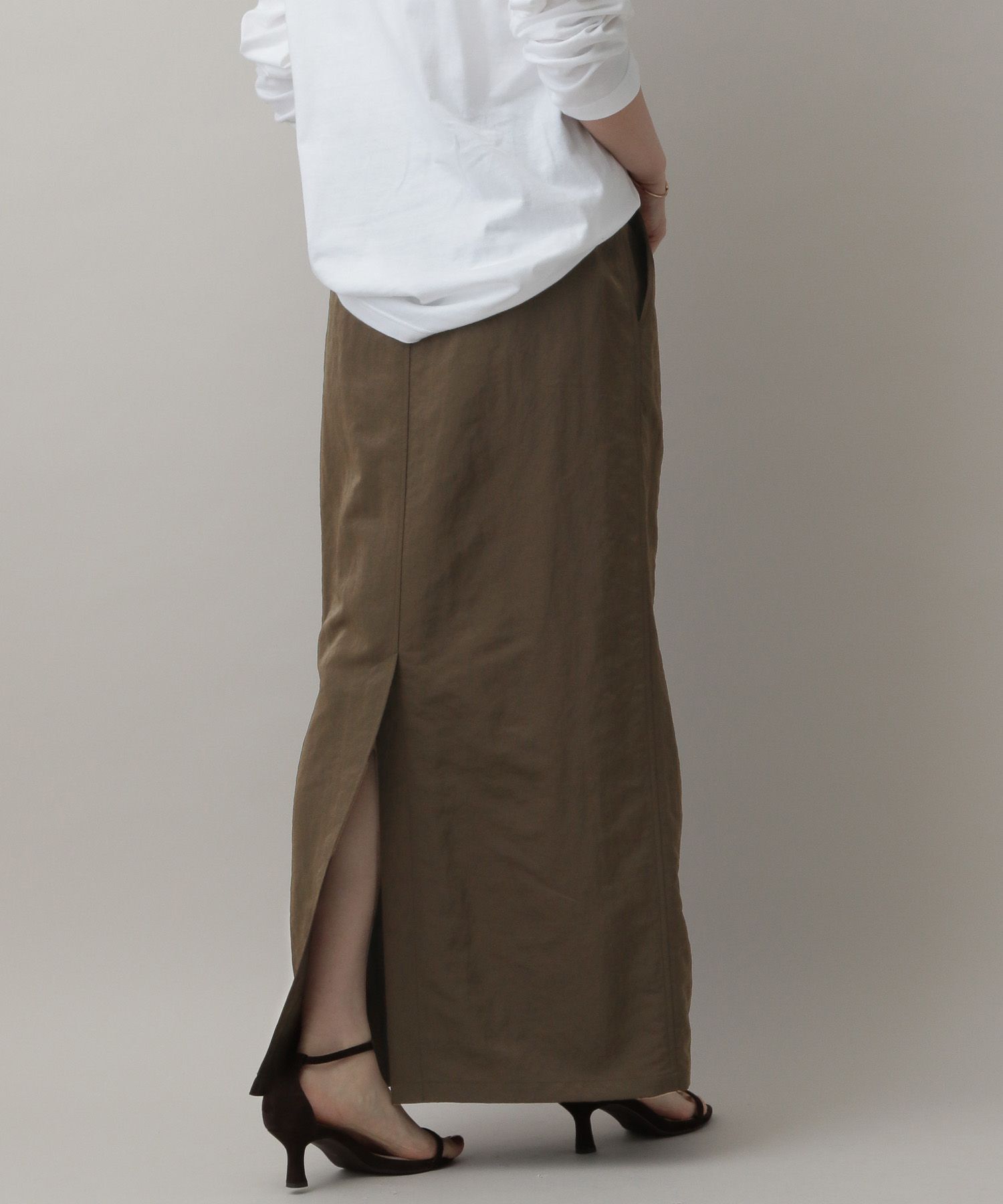 A part by 「【セットアップ対応】ナイロンタイトスカート」|スカート|