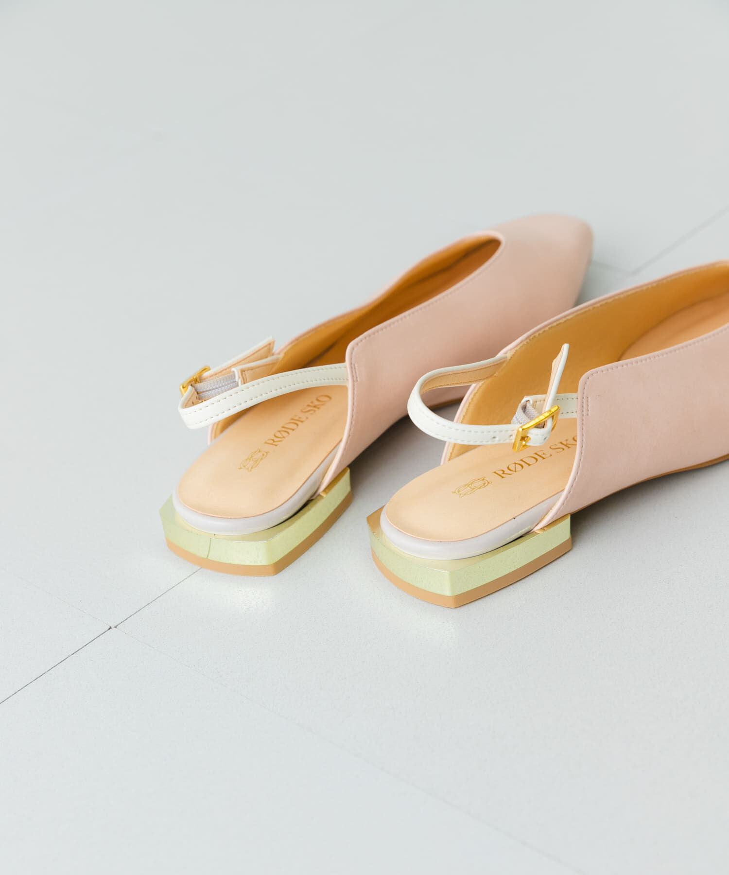 RODE SKO「『MADE IN JAPAN』NEDKE バックストラップパンプス」|パンプス|