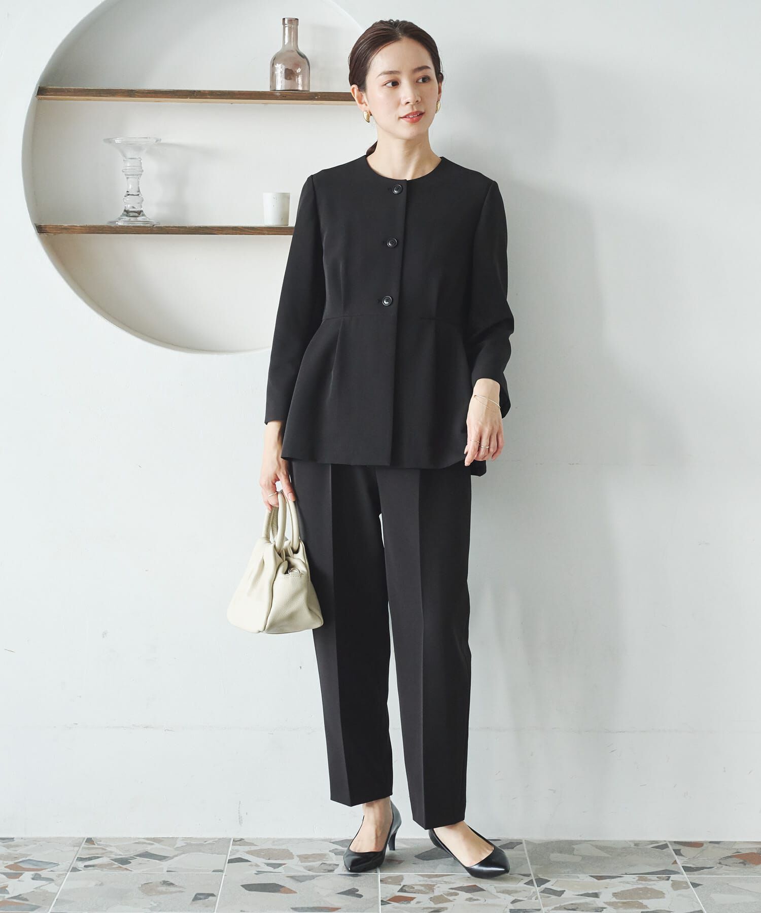 URBAN RESEARCH「ノーカラーペプラムジャケット」|ノーカラージャケット|