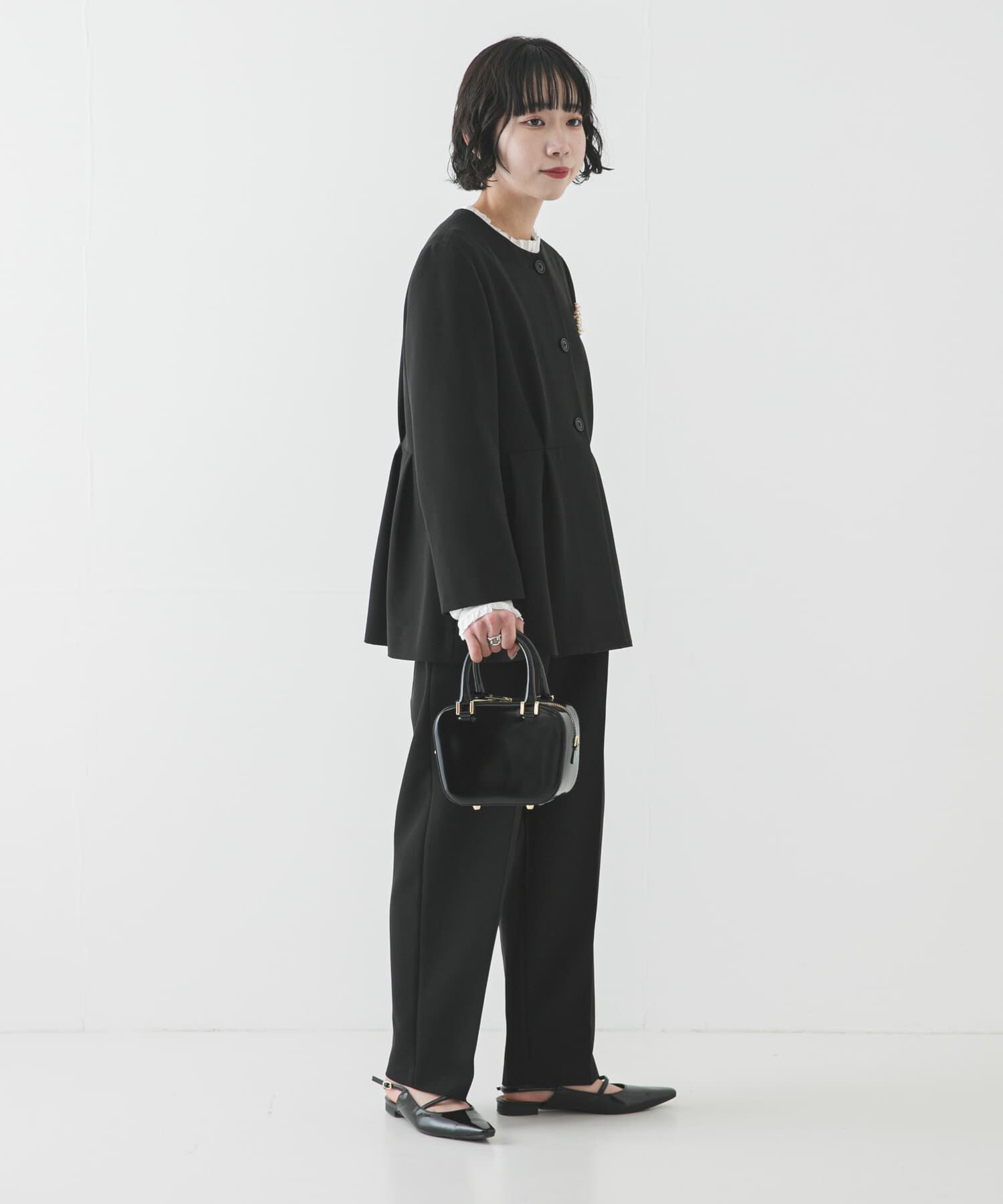 URBAN RESEARCH「ノーカラーペプラムジャケット」|ノーカラージャケット|