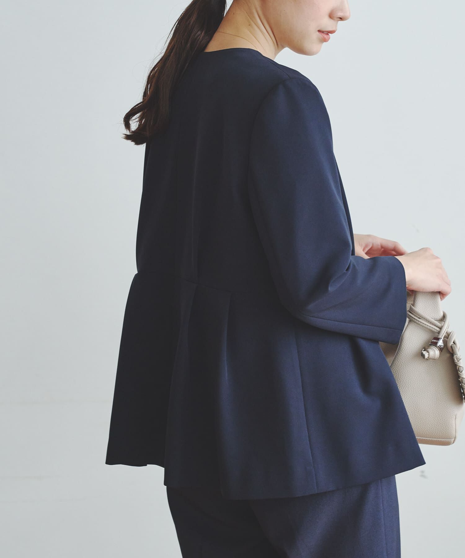 URBAN RESEARCH「ノーカラーペプラムジャケット」|ノーカラージャケット|