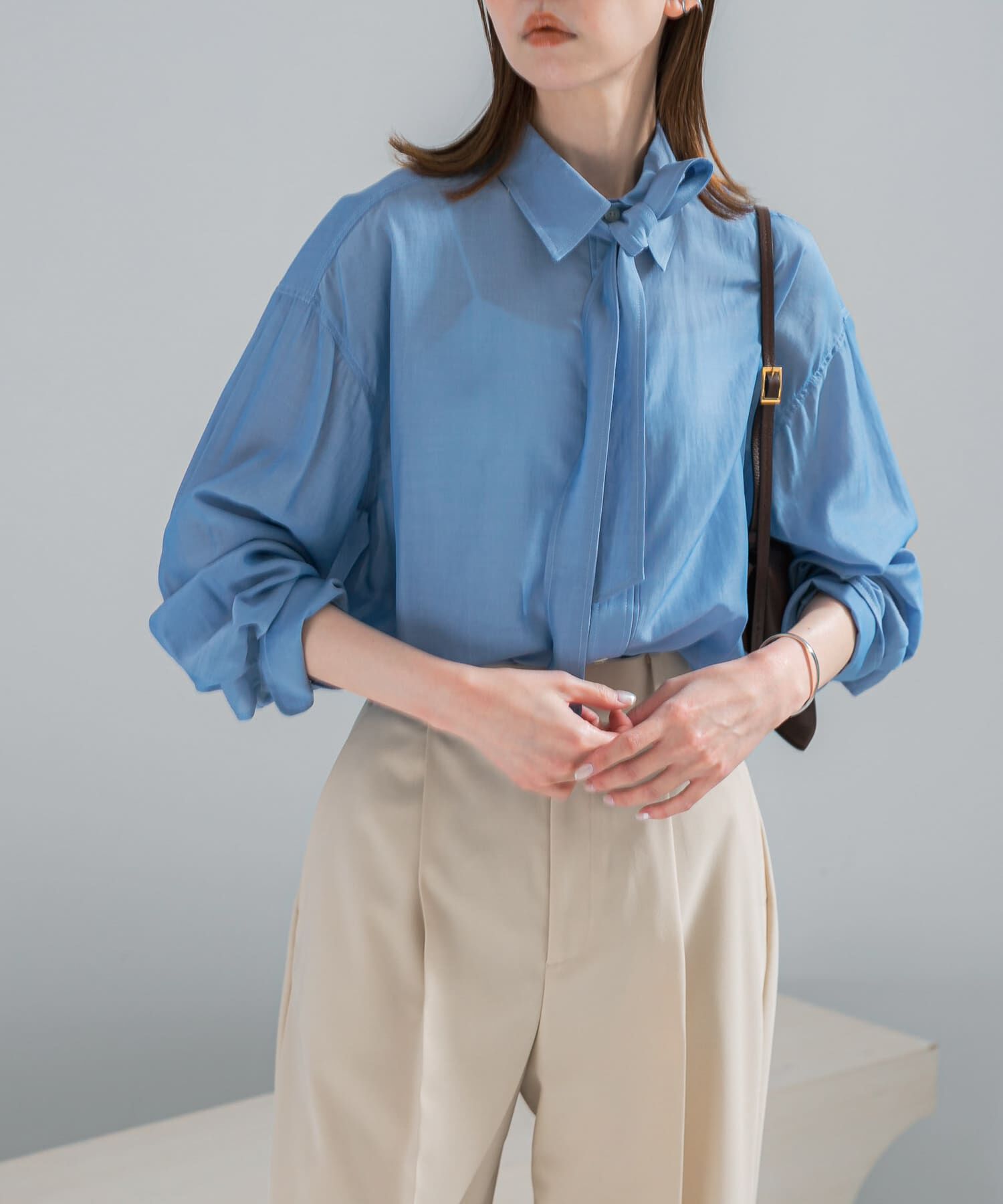 URBAN RESEARCH ROSSO「タイ付デニムライクシアーシャツ」|シャツ・ブラウス|