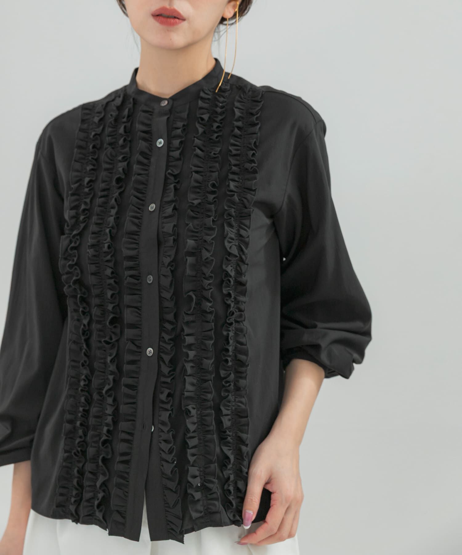 URBAN RESEARCH ROSSO「『WEB限定』フロントフリルデザインブラウス」|シャツ・ブラウス|