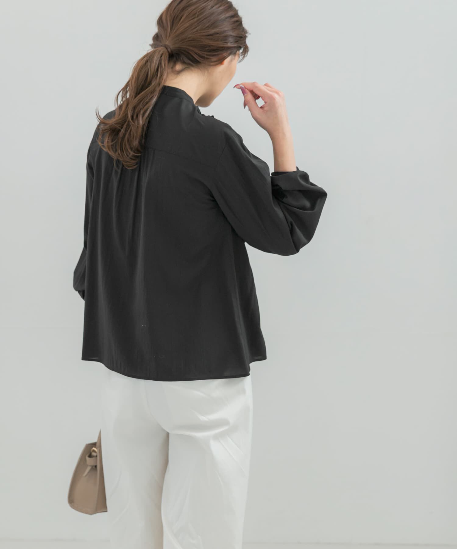 URBAN RESEARCH ROSSO「『WEB限定』フロントフリルデザインブラウス」|シャツ・ブラウス|