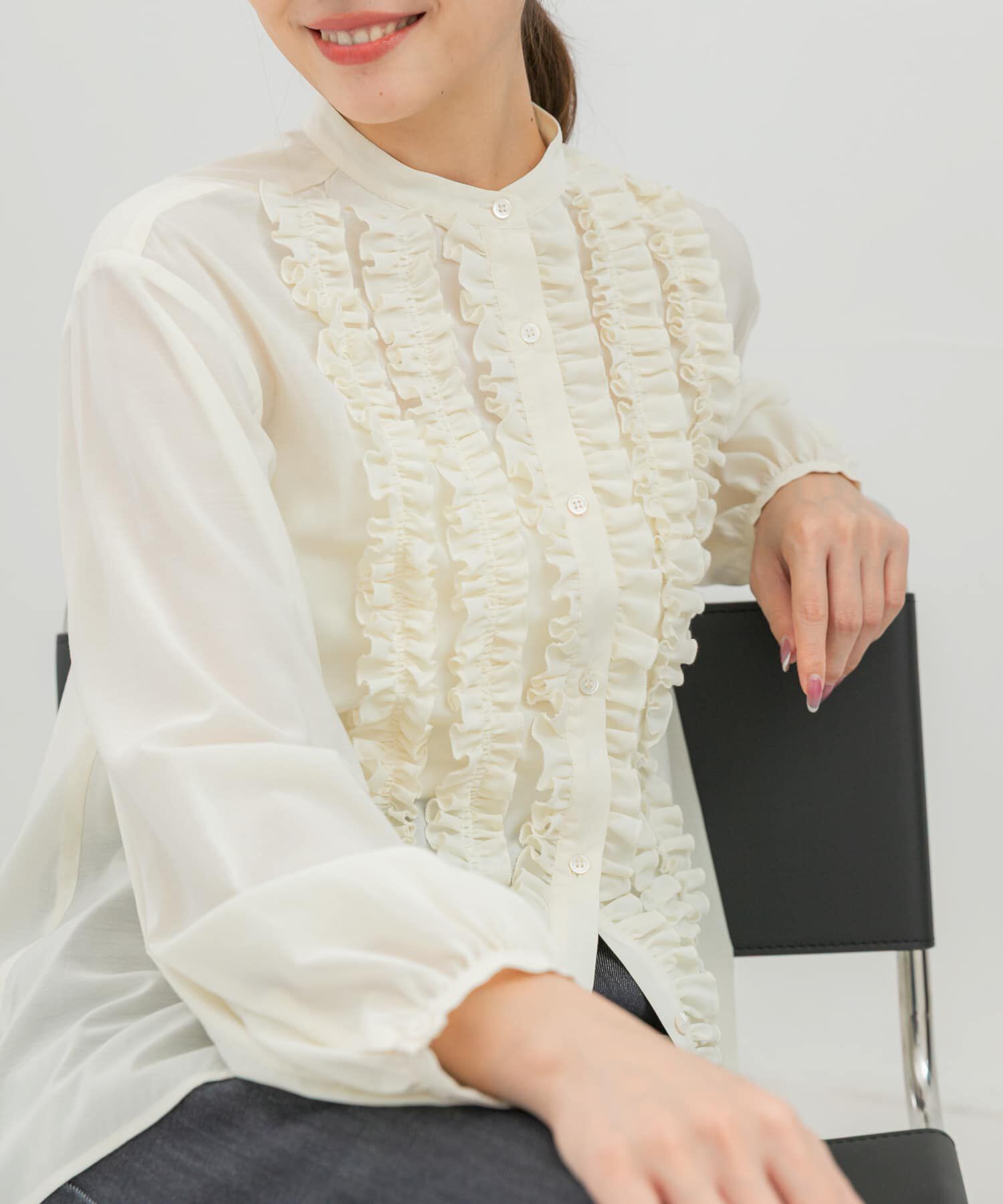 URBAN RESEARCH ROSSO「『WEB限定』フロントフリルデザインブラウス」|シャツ・ブラウス|