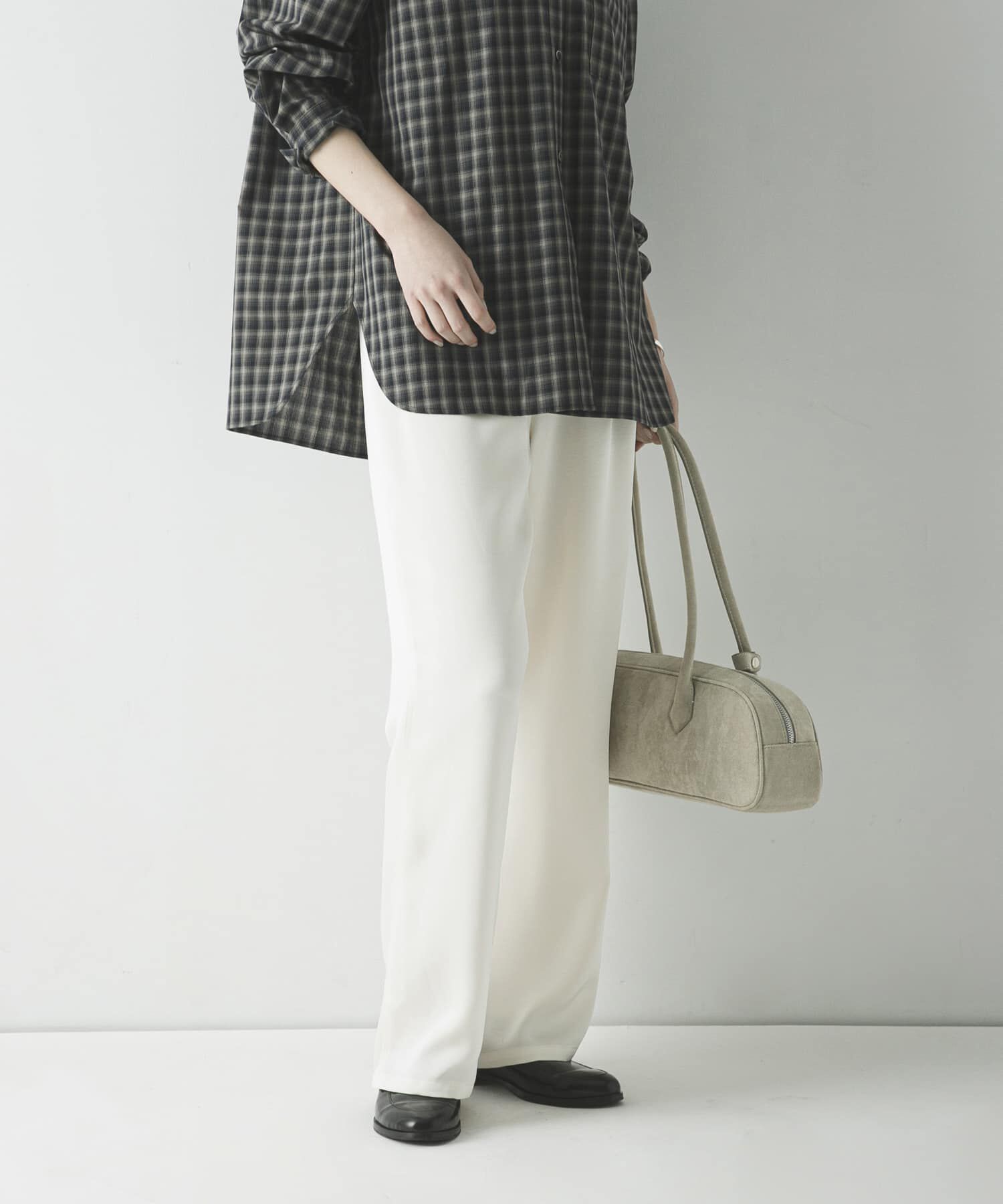 URBAN RESEARCH「サテンイージーセミフレアパンツ」|その他|