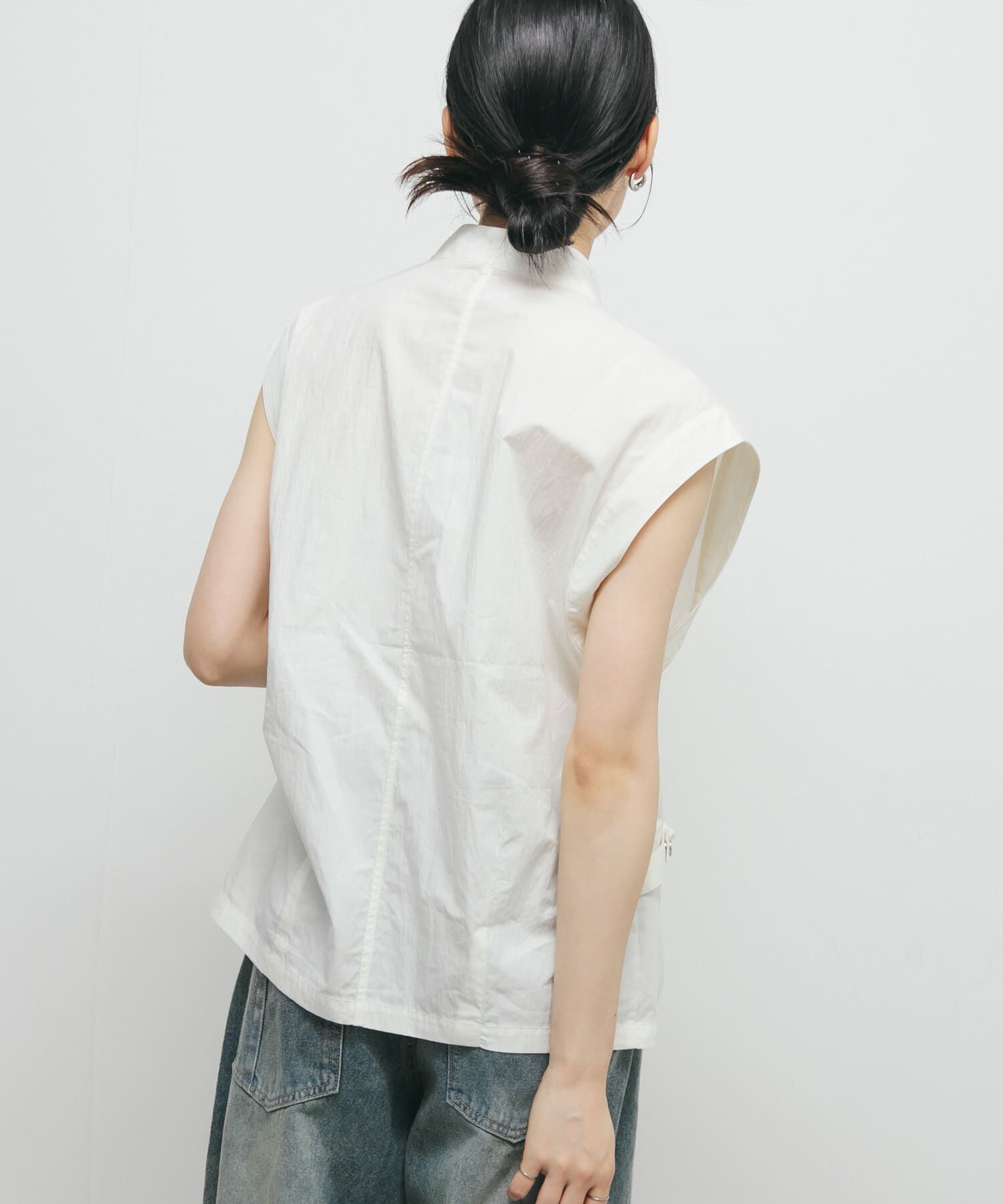  「スタンドカラーベスト」|ノーカラーコート|