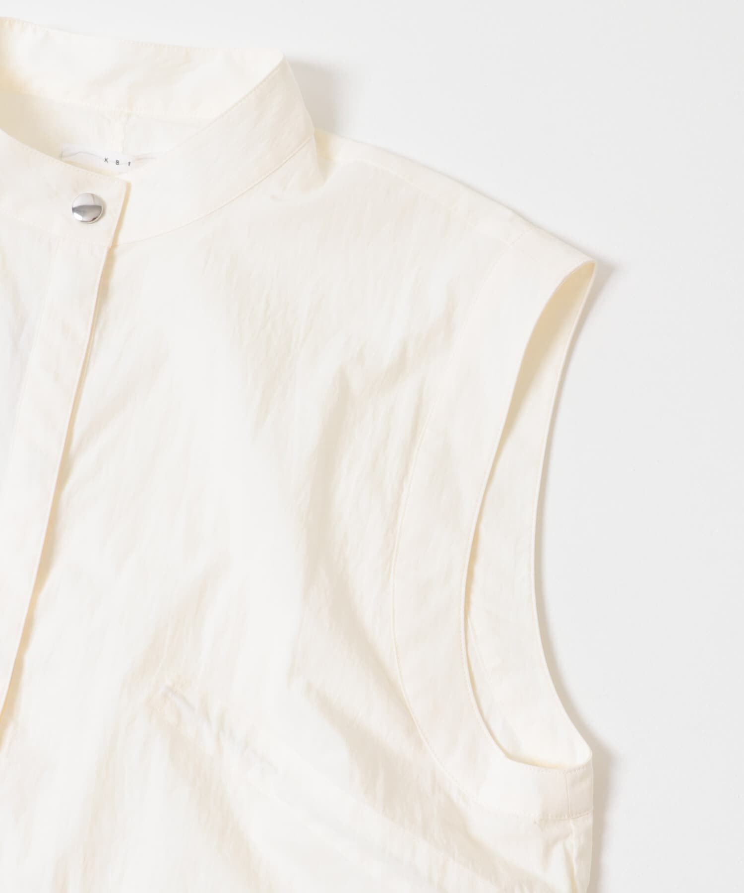  「スタンドカラーベスト」|ノーカラーコート|