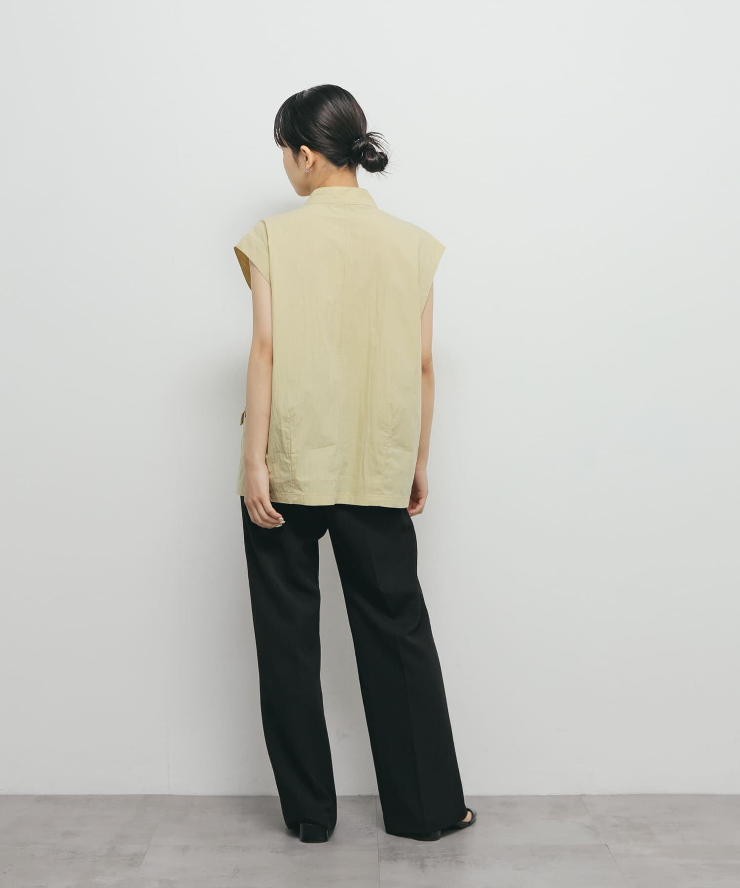  「スタンドカラーベスト」|ノーカラーコート|