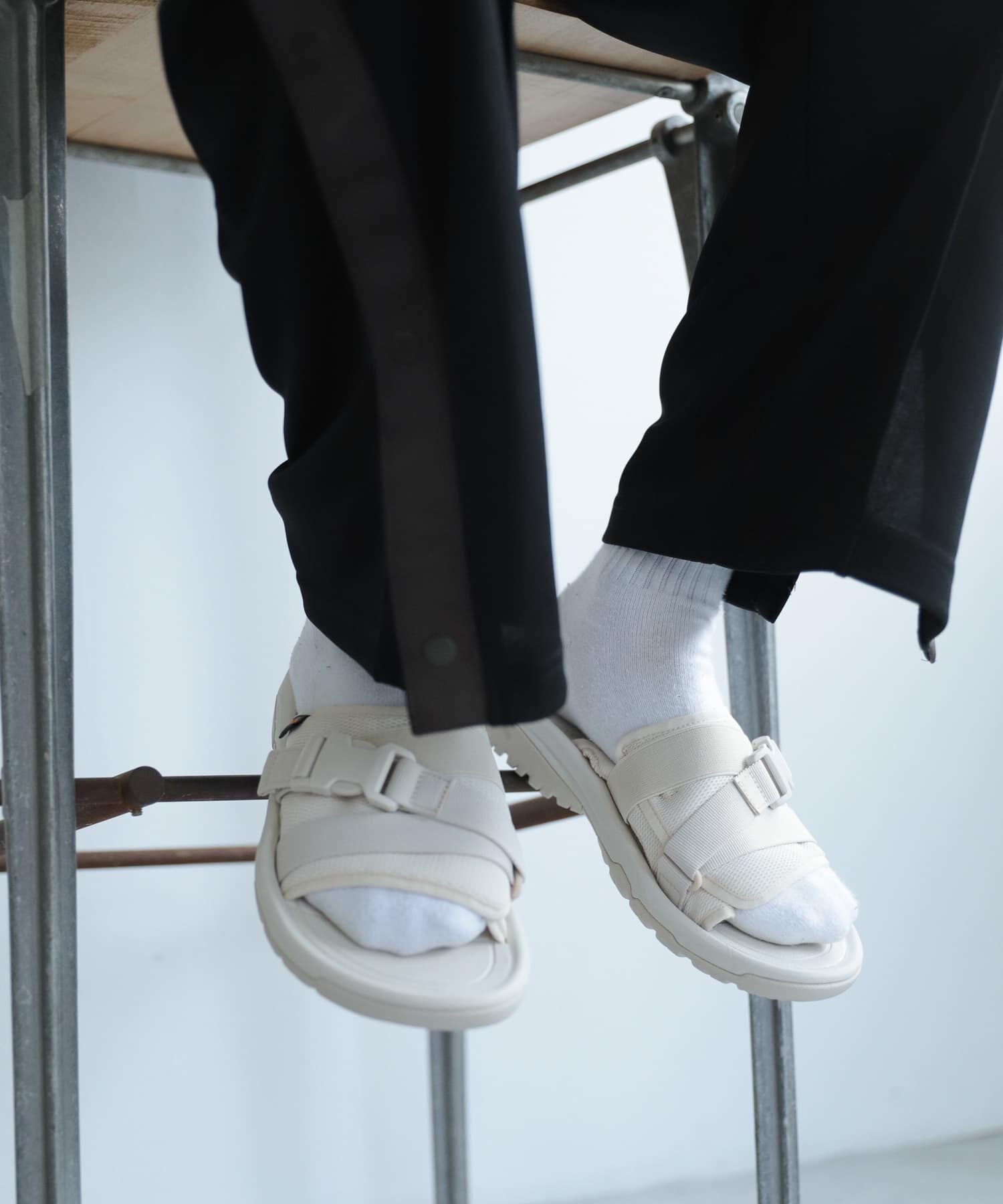 SENSE OF PLACE by URBAN RESEARCH「『WEB/一部店舗限定』Teva　HURRICANEVERGE SLIDE」|サンダル|ホワイト系その他