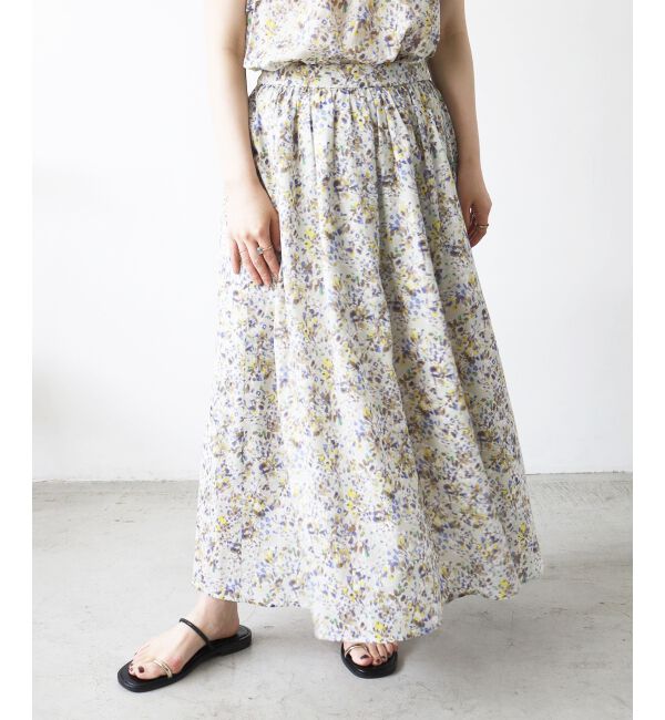 「《手洗い可能》フラワープリントギャザーフレアスカート」|フレア|