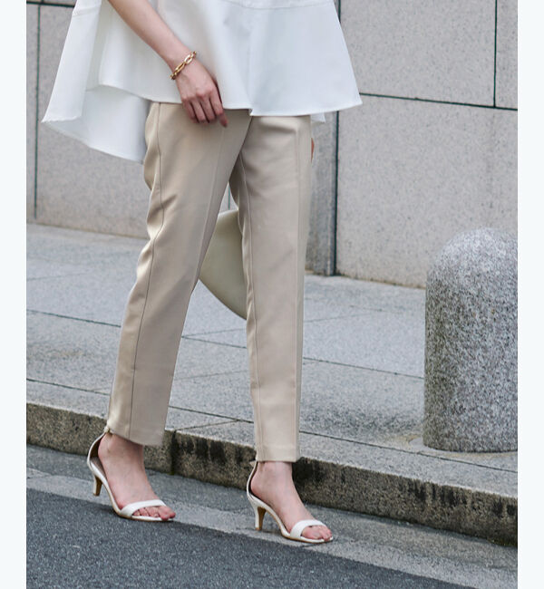 ur's「スティックパンツ」|スラックス|グレージュ