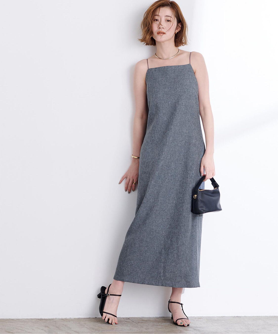 ur's「リネンライクIラインキャミワンピース」|ワンピース|杢ネイビー