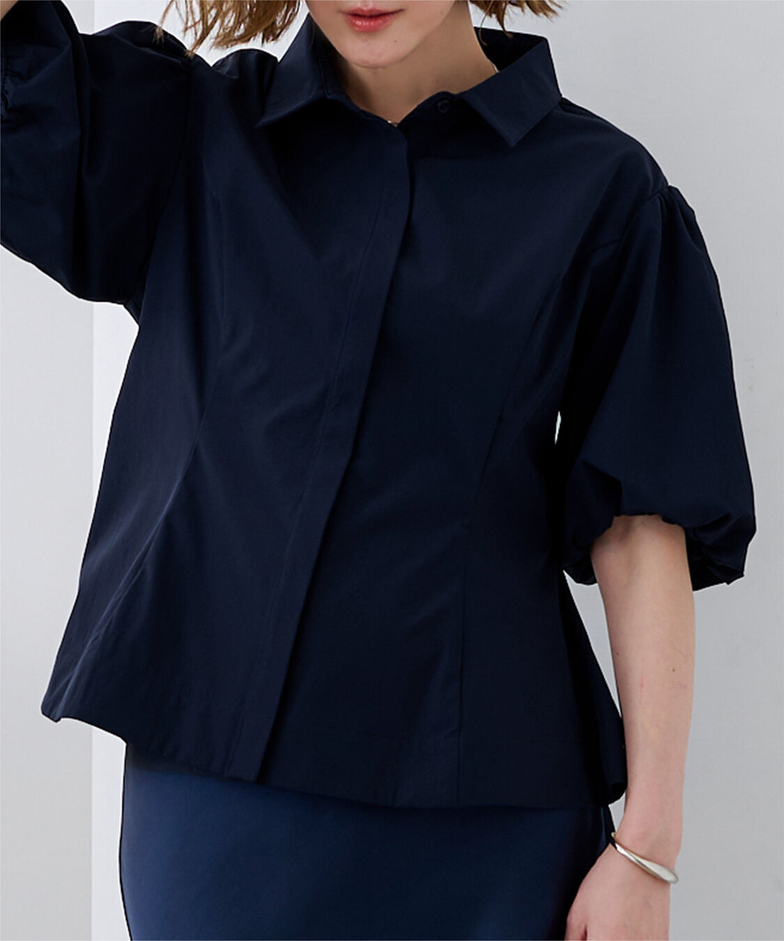 ur's「バルーンスリーブウエストシェイプブラウス」|シャツ・ブラウス|ネイビー