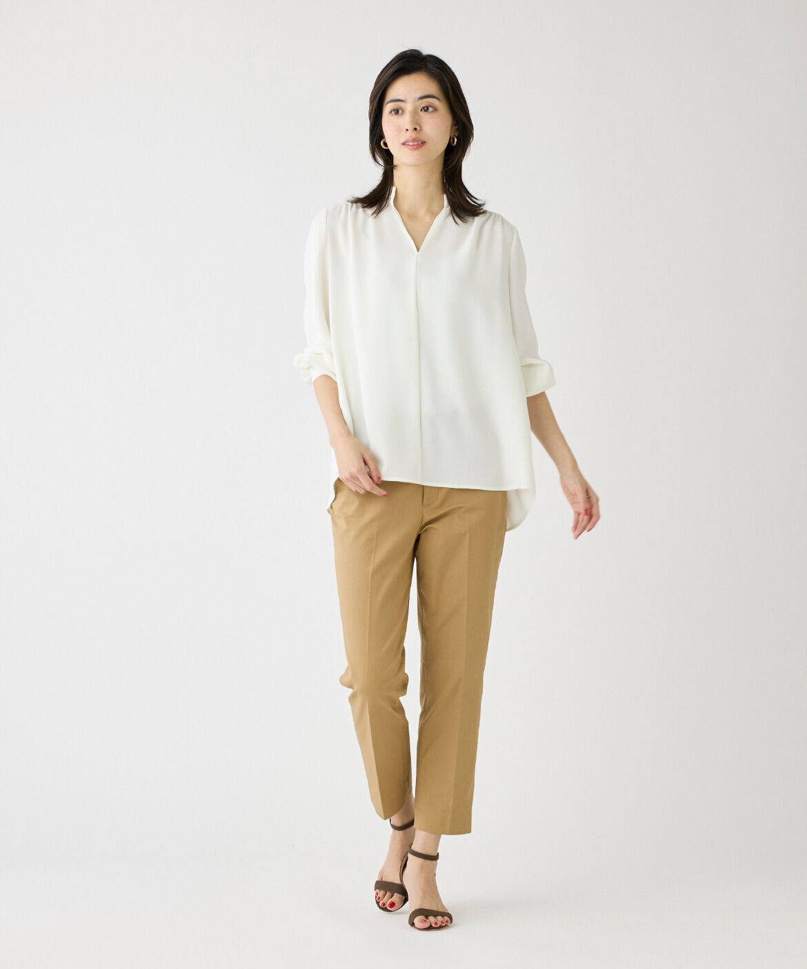 DAY by DAY it&rsquo;s international「バックサテンスタンドカラーブラウス」|シャツ・ブラウス|