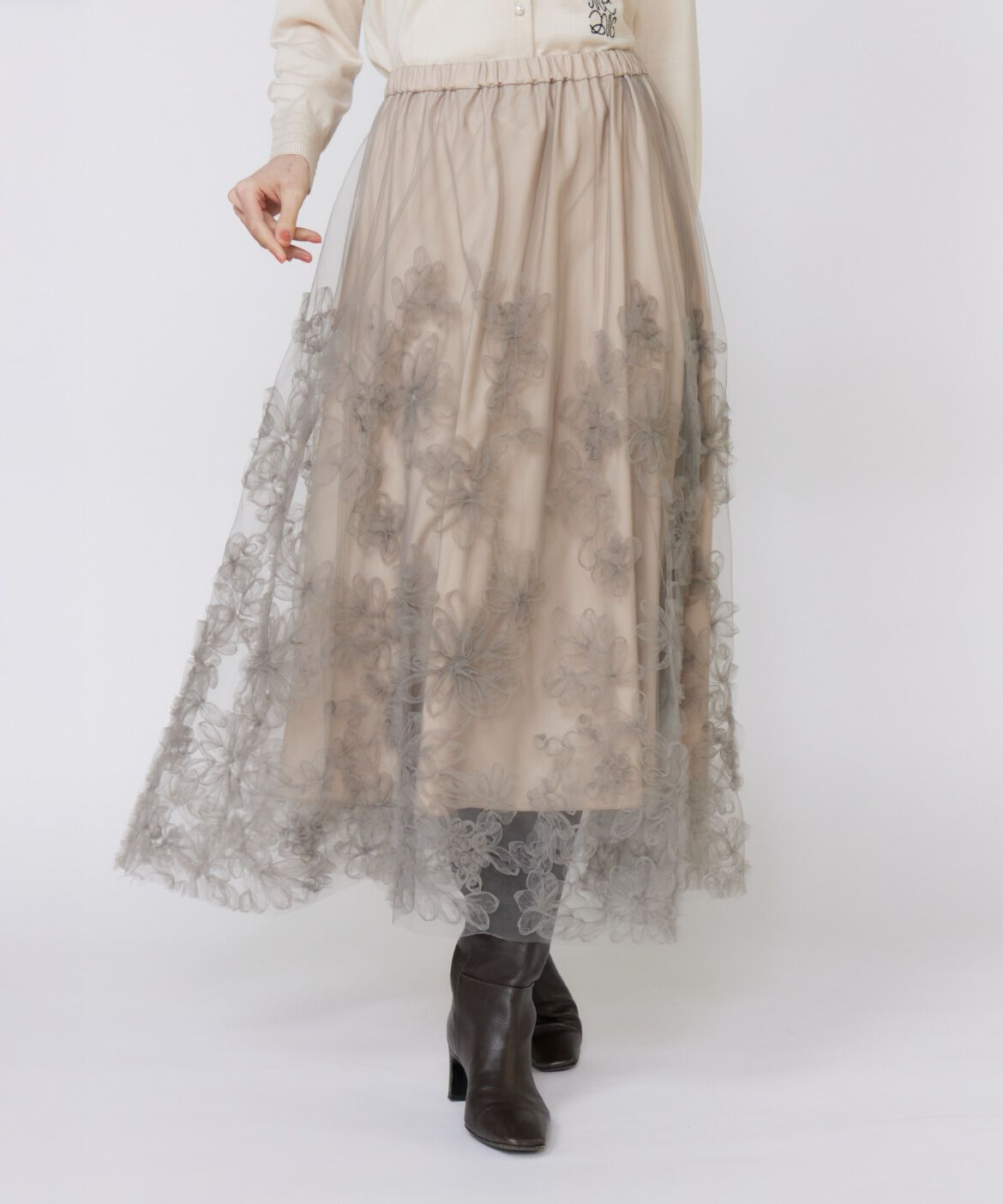 Maglie le cassetto「手描き花刺繍チュールスカート」|スカート|
