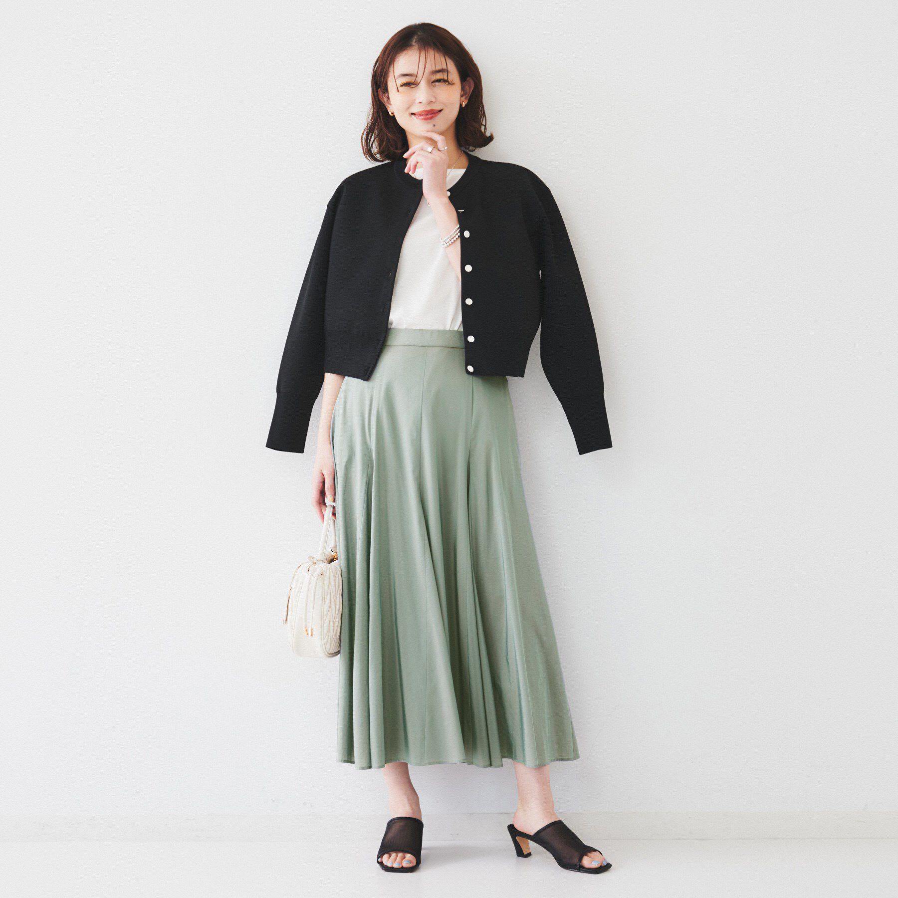 UNTITLED「【トレンド/後ろゴム】ローンフレアスカート」|スカート|