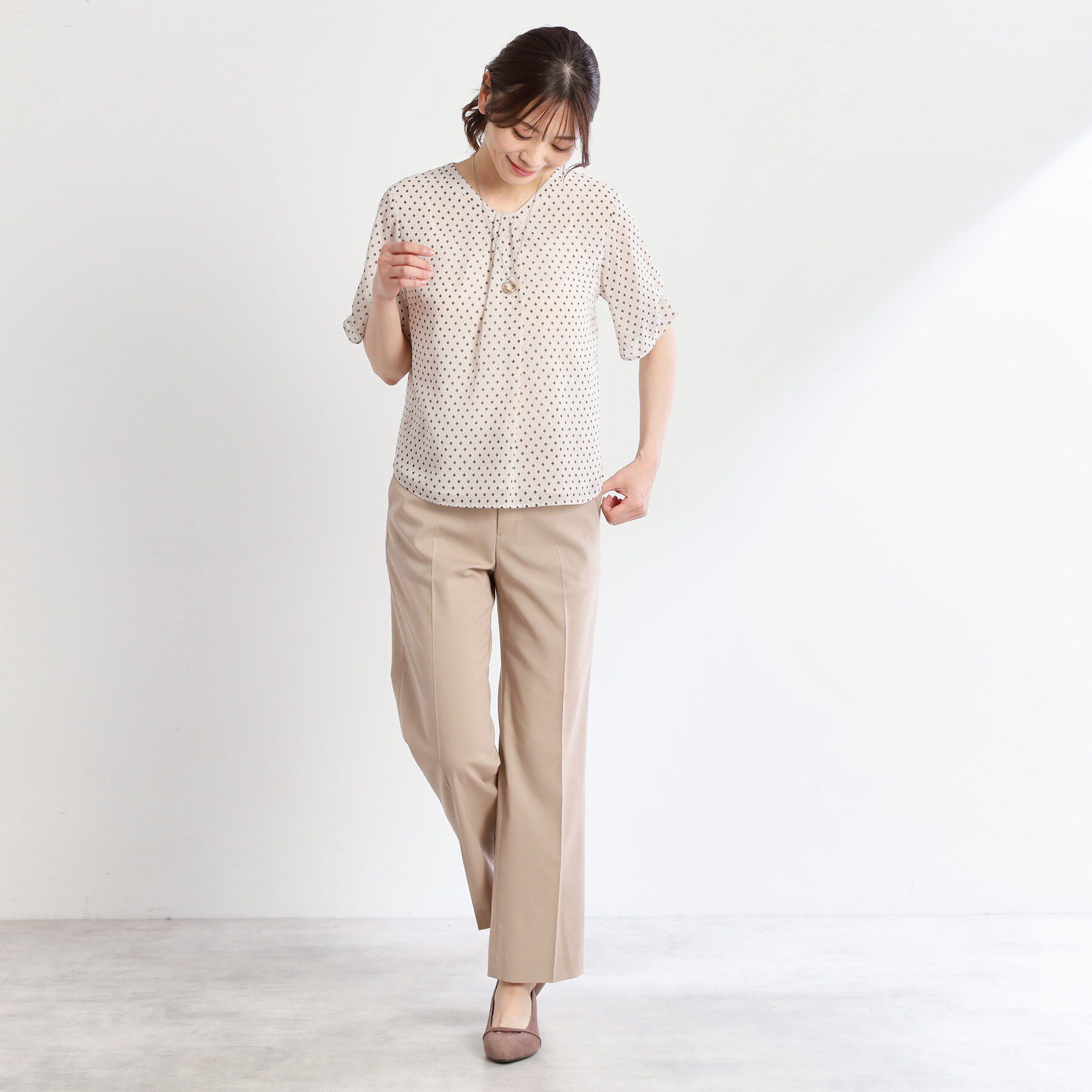 Reflect「【マシンウォッシュ可／セットアップ可】コツキ柄プリントブラウス」|シャツ・ブラウス|