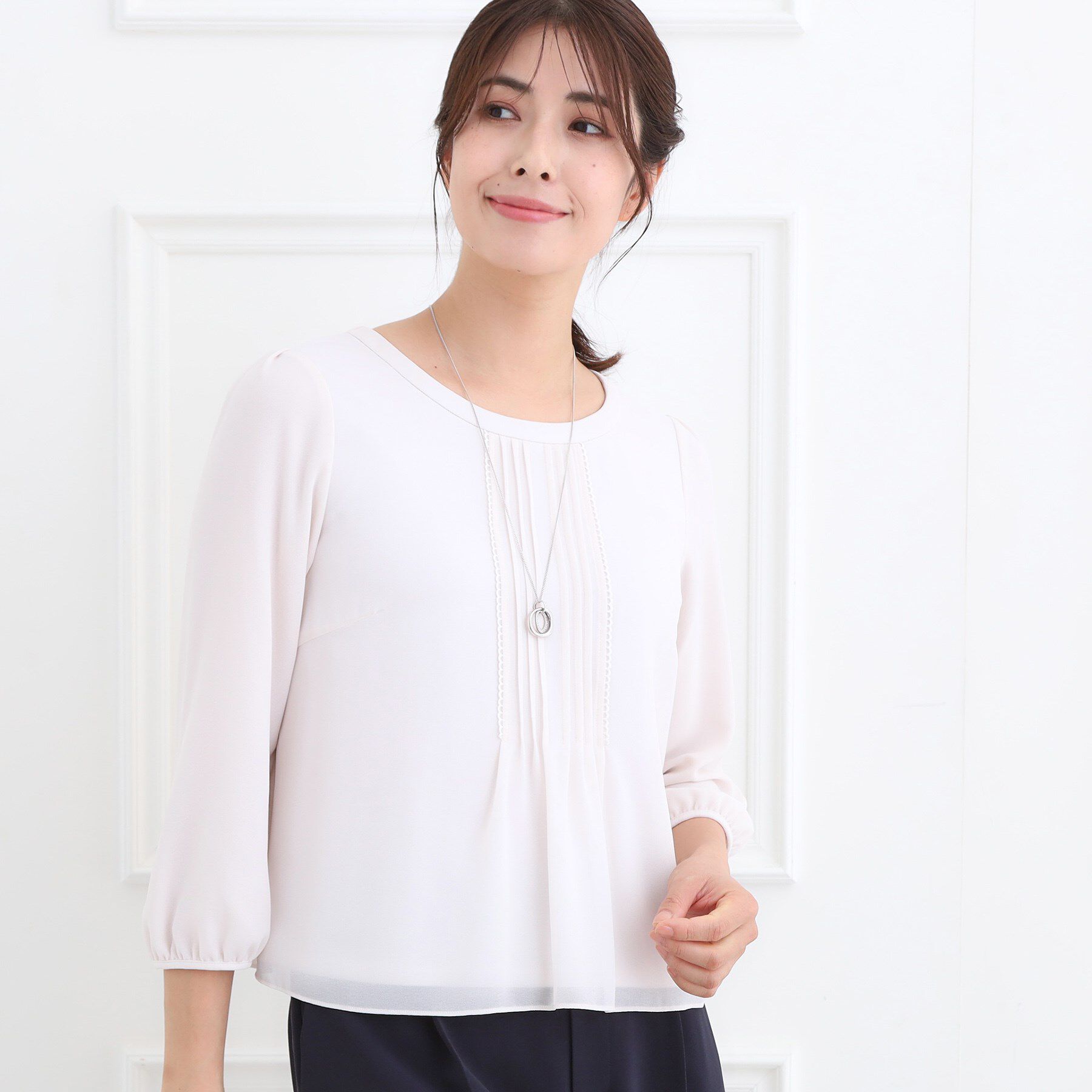 Reflect「【フォーマル／入卒／お仕事に◎】ピンタック&times;スカラレースブラウス」|シャツ・ブラウス|グレージュ(050)