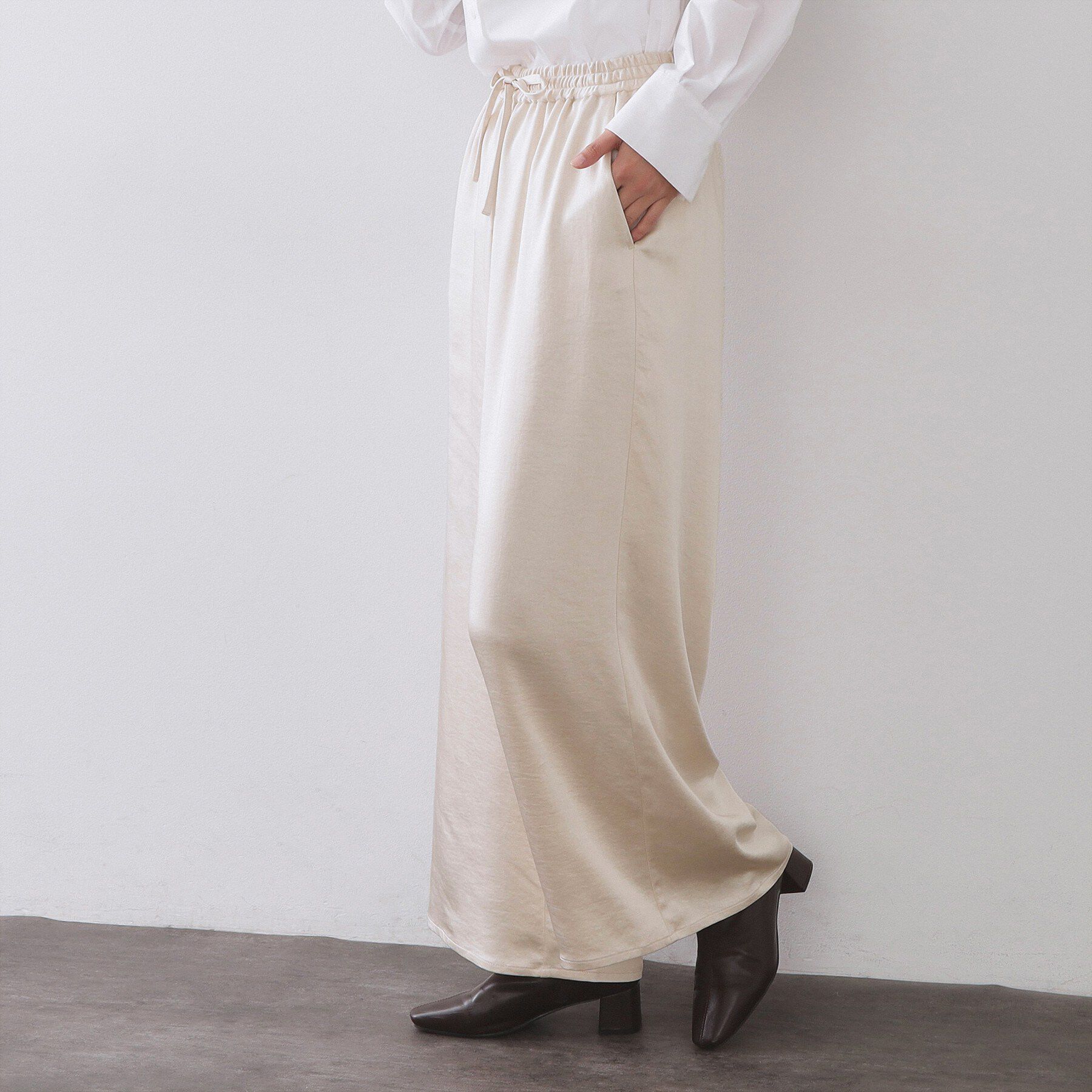 OPAQUE.CLIP「サテンイージーワイドパンツ【洗濯機OK】」|その他|