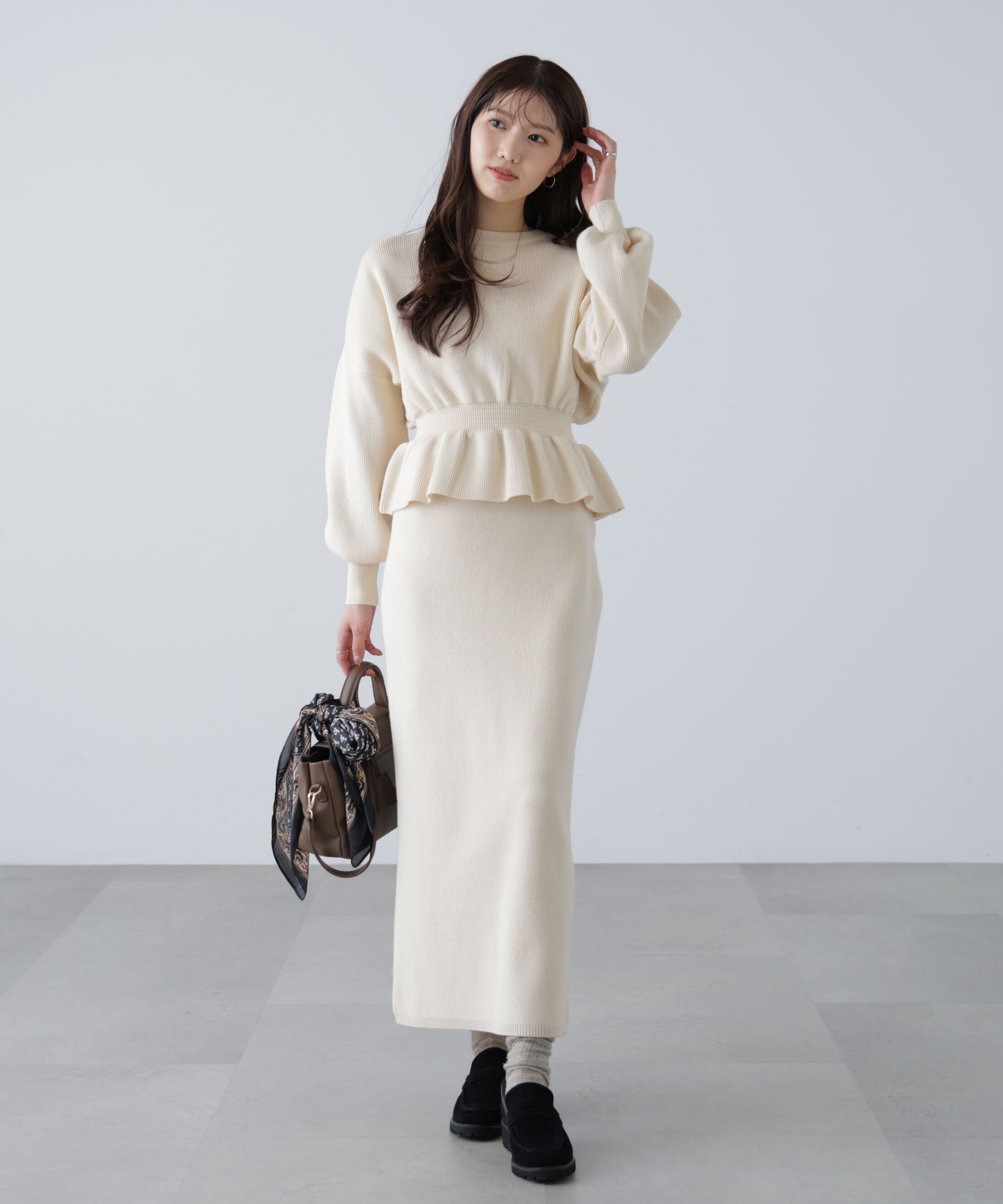  「ペプラムニットセットアップ」|ワンピース|