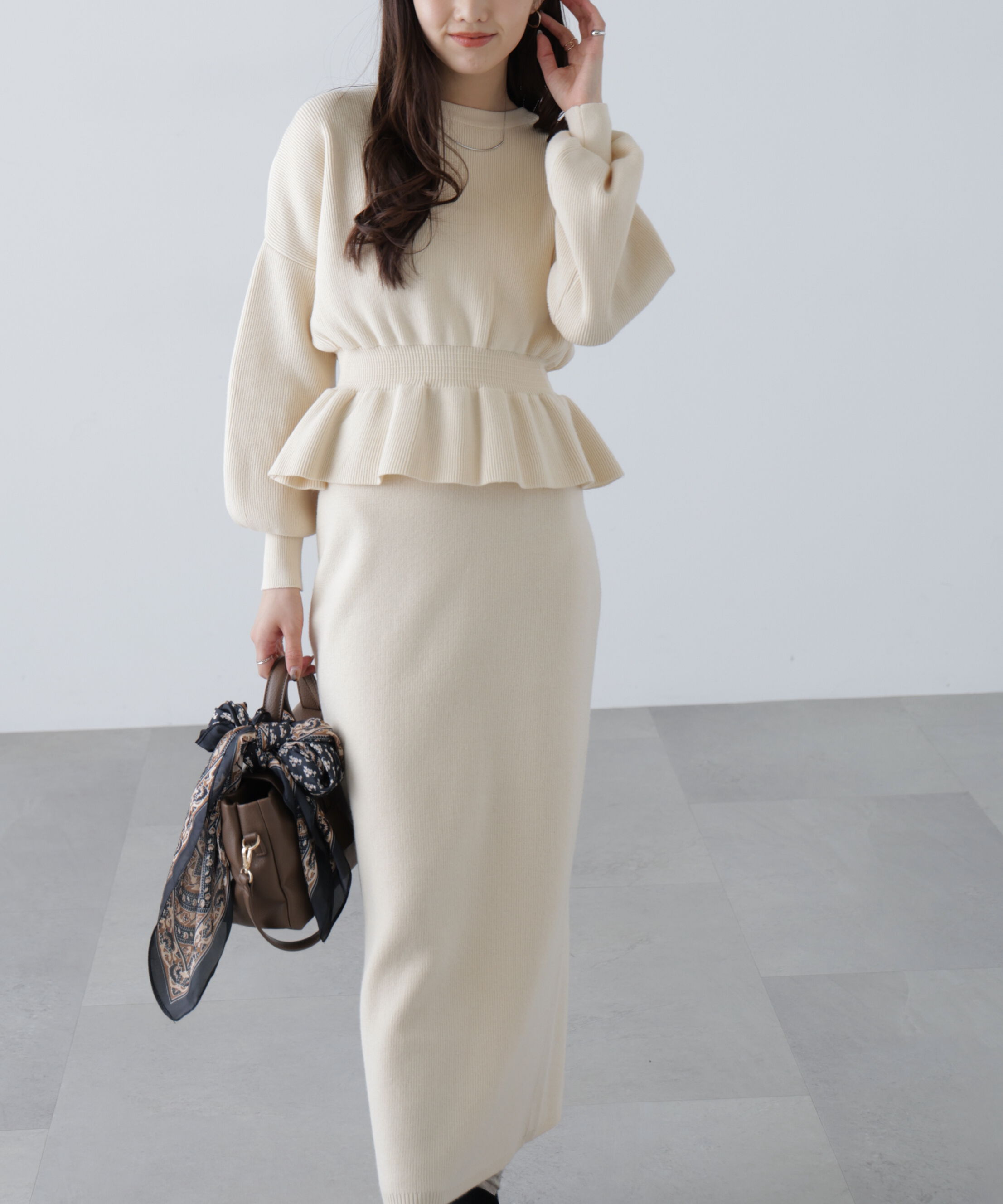  「ペプラムニットセットアップ」|ワンピース|