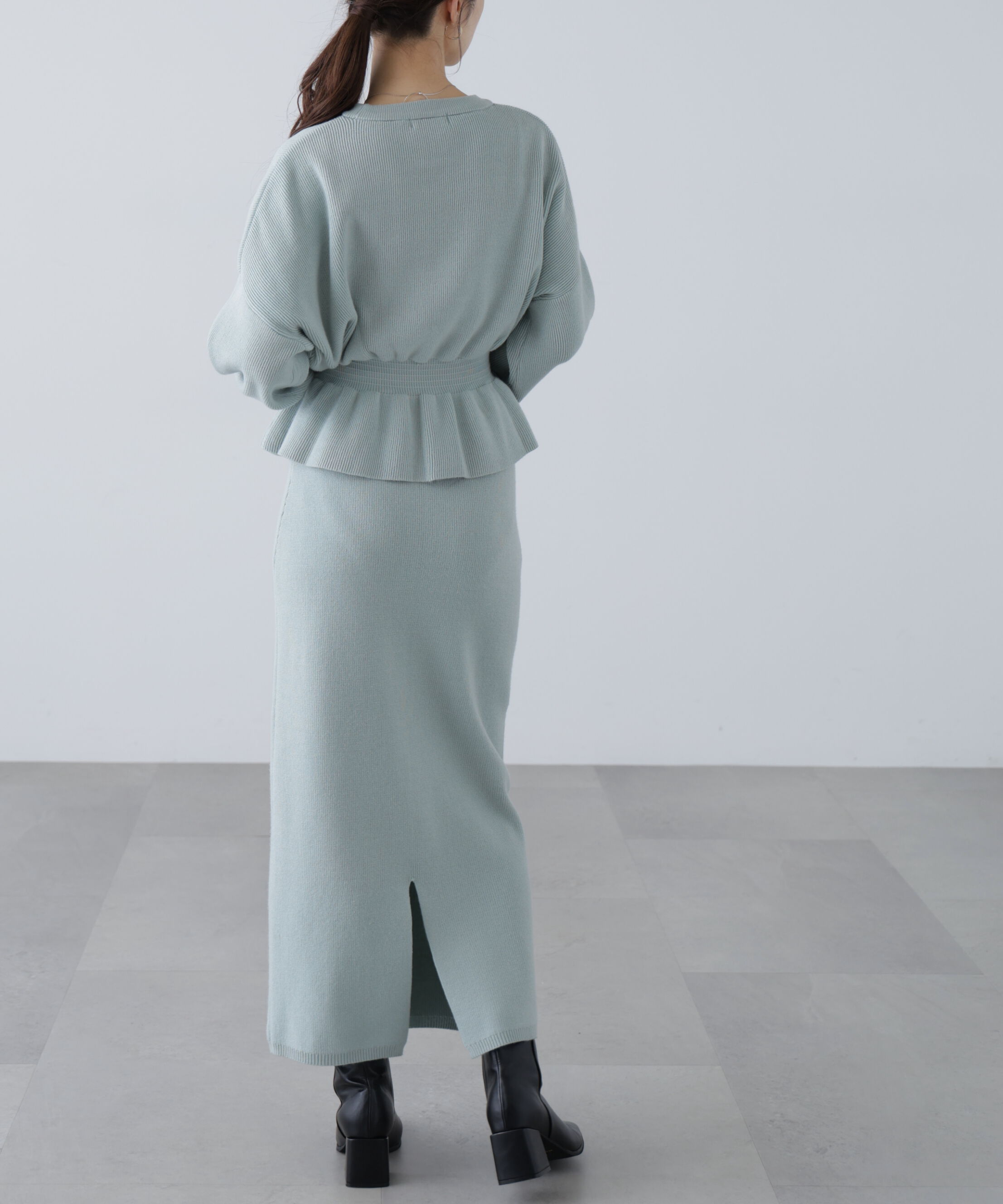  「ペプラムニットセットアップ」|ワンピース|