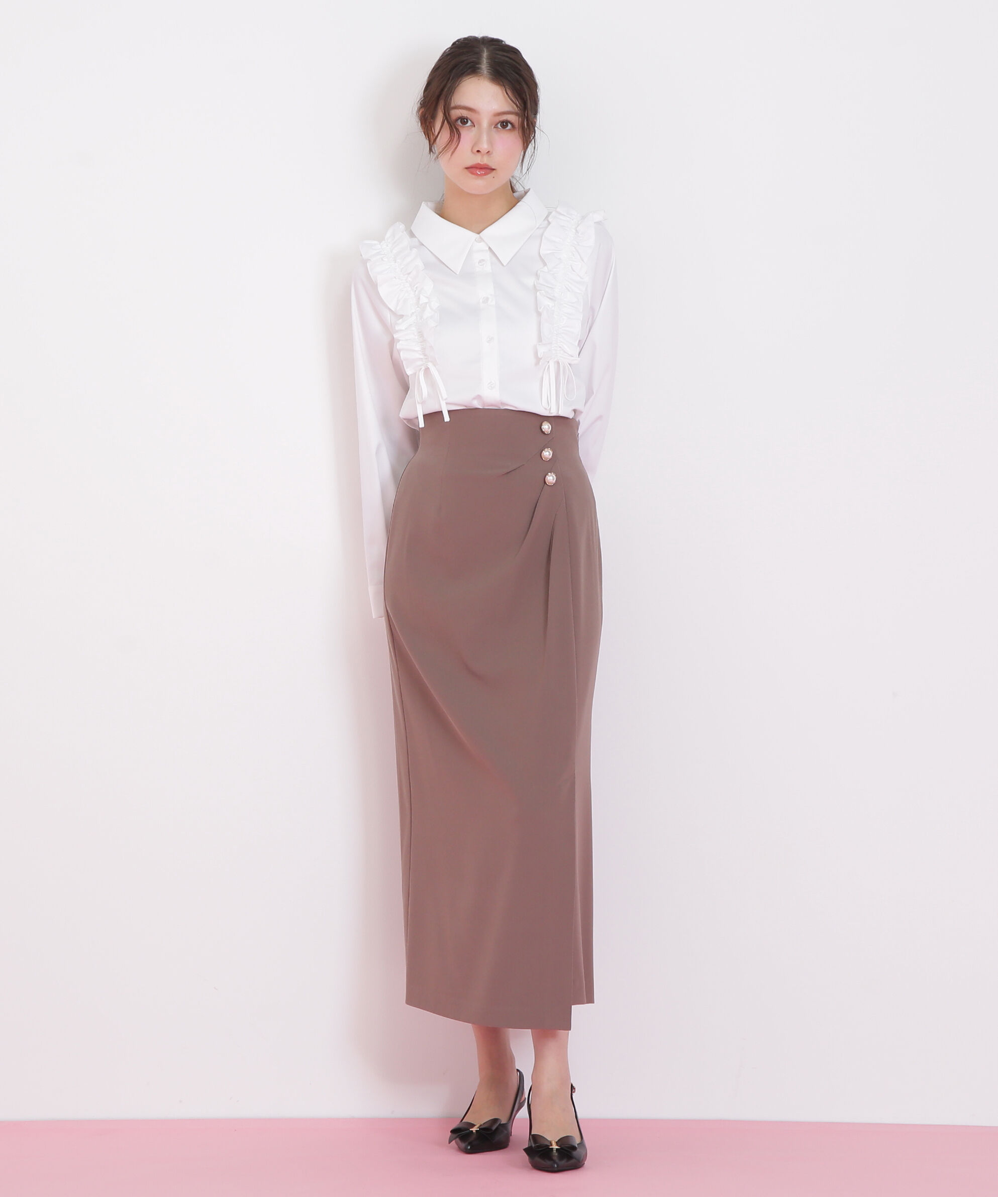  「パール釦ラップタイトスカート」|スカート|