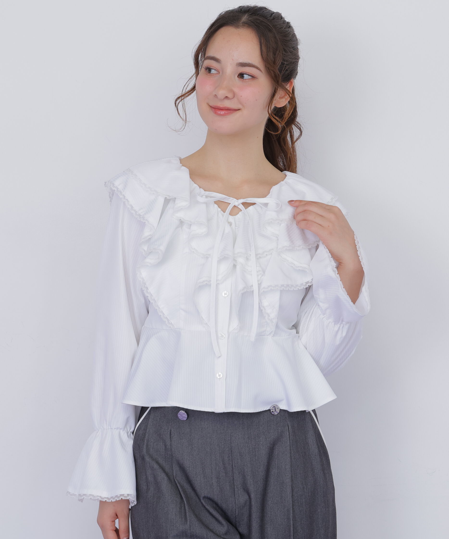  「レーストリムラッフルブラウス」|シャツ・ブラウス|