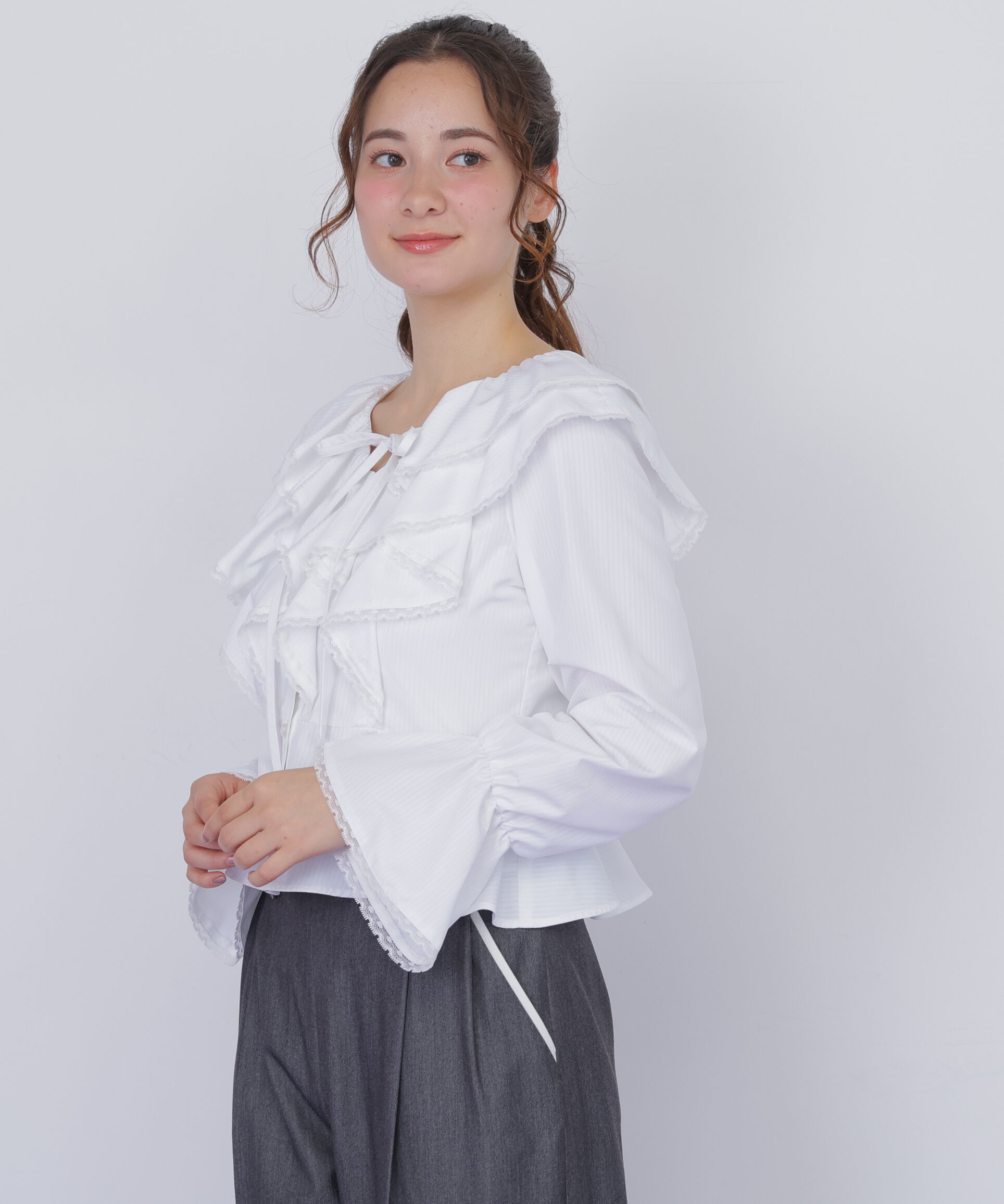  「レーストリムラッフルブラウス」|シャツ・ブラウス|
