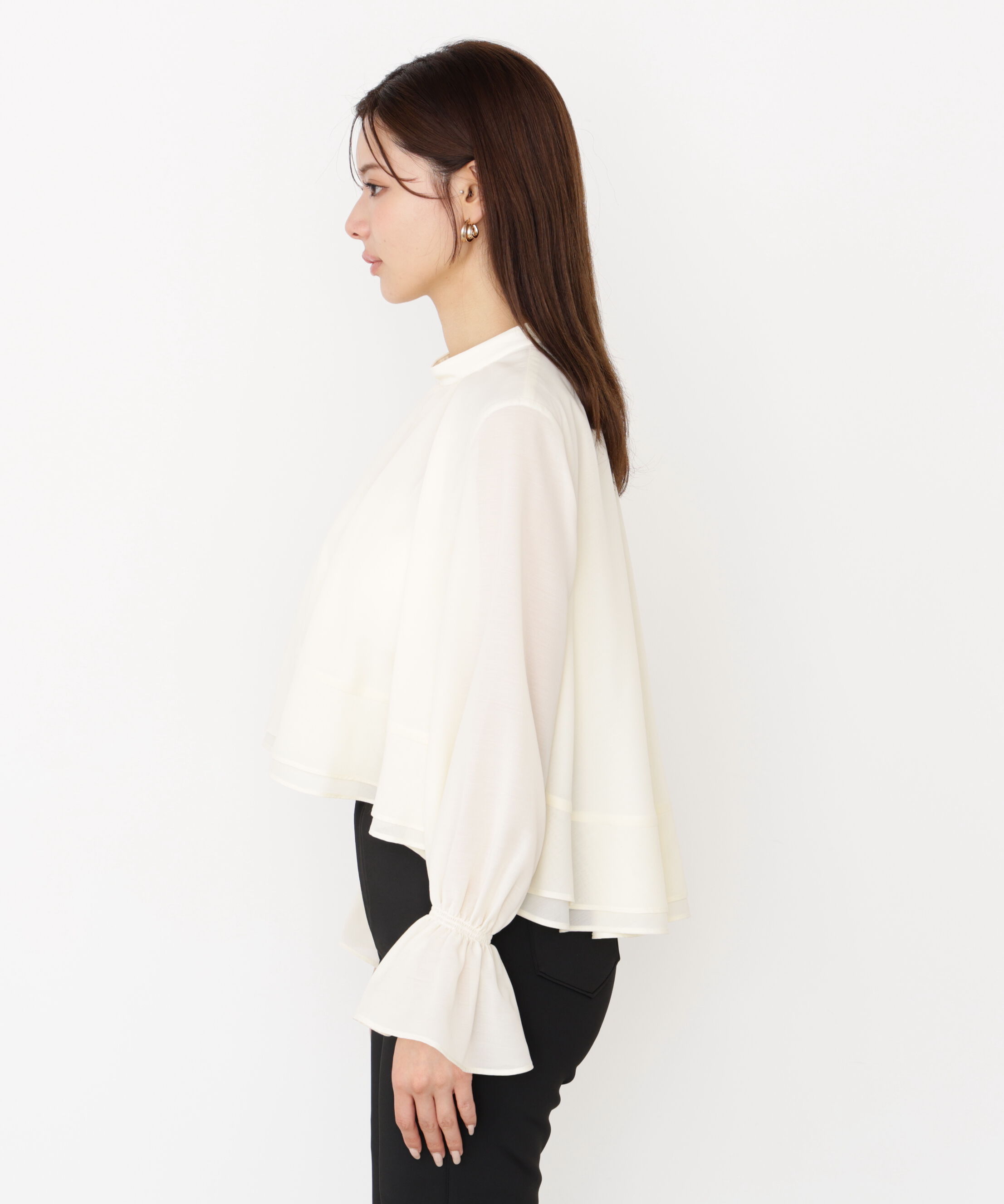 PROPORTION BODY DRESSING「＜ウォッシャブル＞ヘムフレアブラウス 25AW」|シャツ・ブラウス|