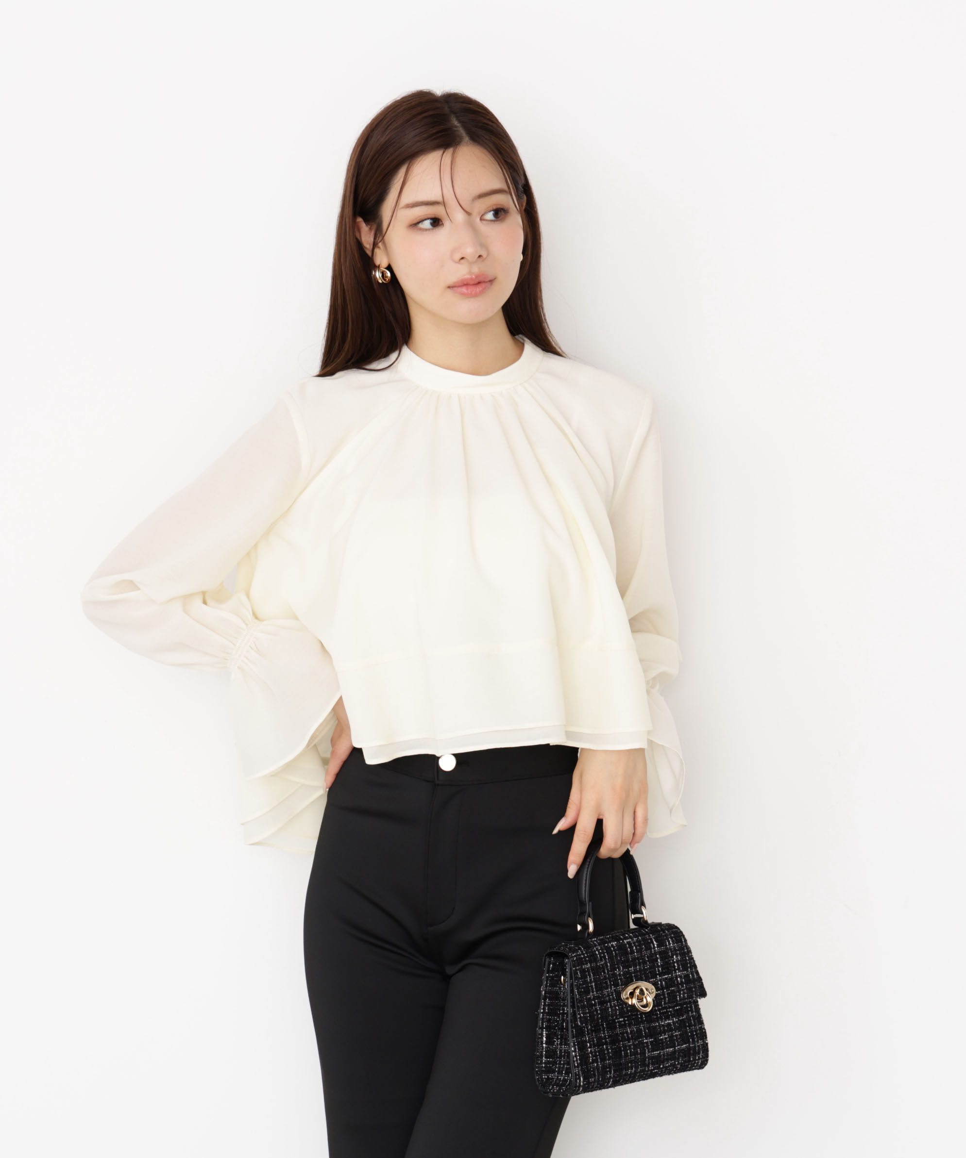 PROPORTION BODY DRESSING「＜ウォッシャブル＞ヘムフレアブラウス 25AW」|シャツ・ブラウス|