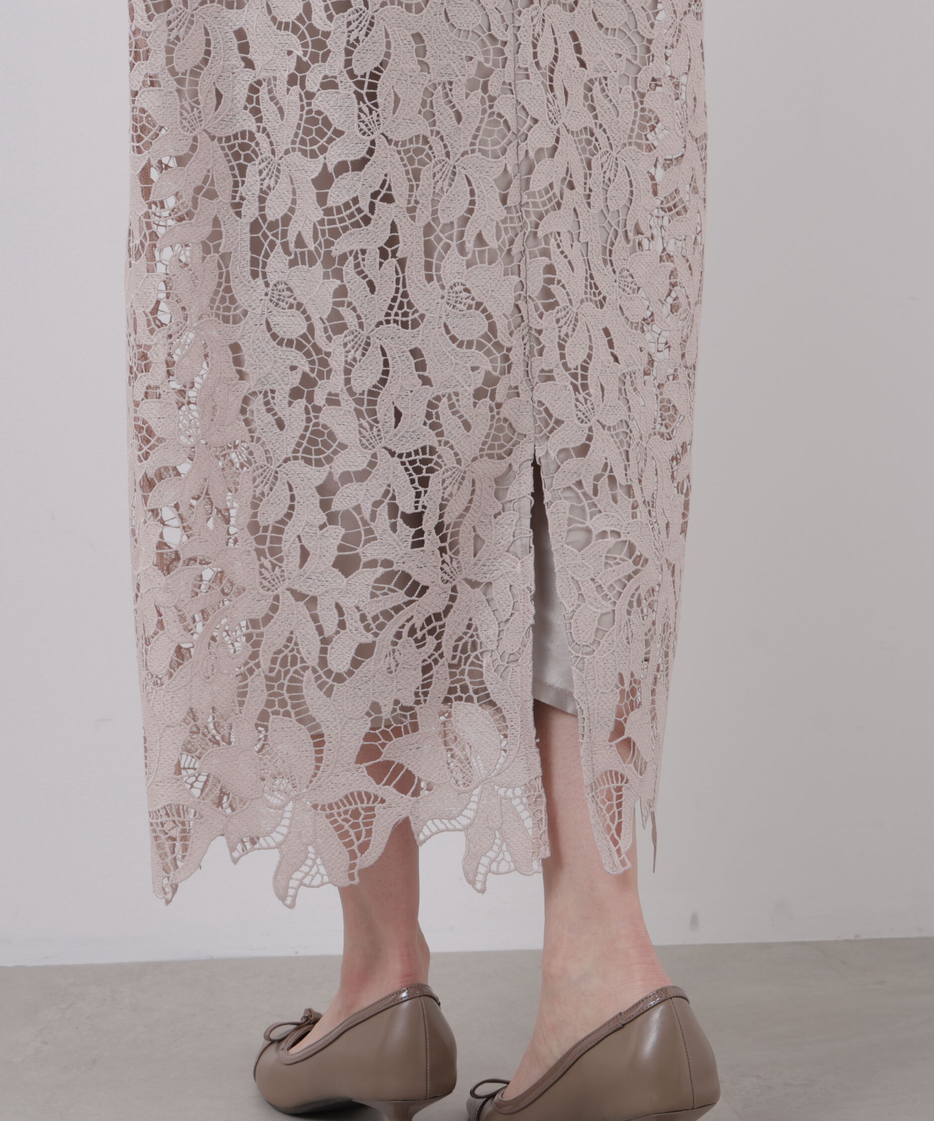 PROPORTION BODY DRESSING「レースタイトスカート　26SS」|スカート|