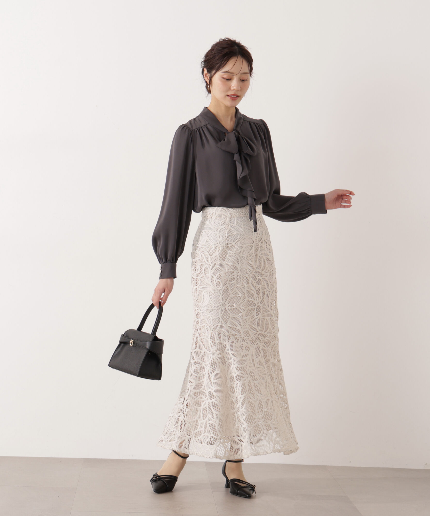 PROPORTION BODY DRESSING「ラッフルリボンブラウス　26SS」|シャツ・ブラウス|