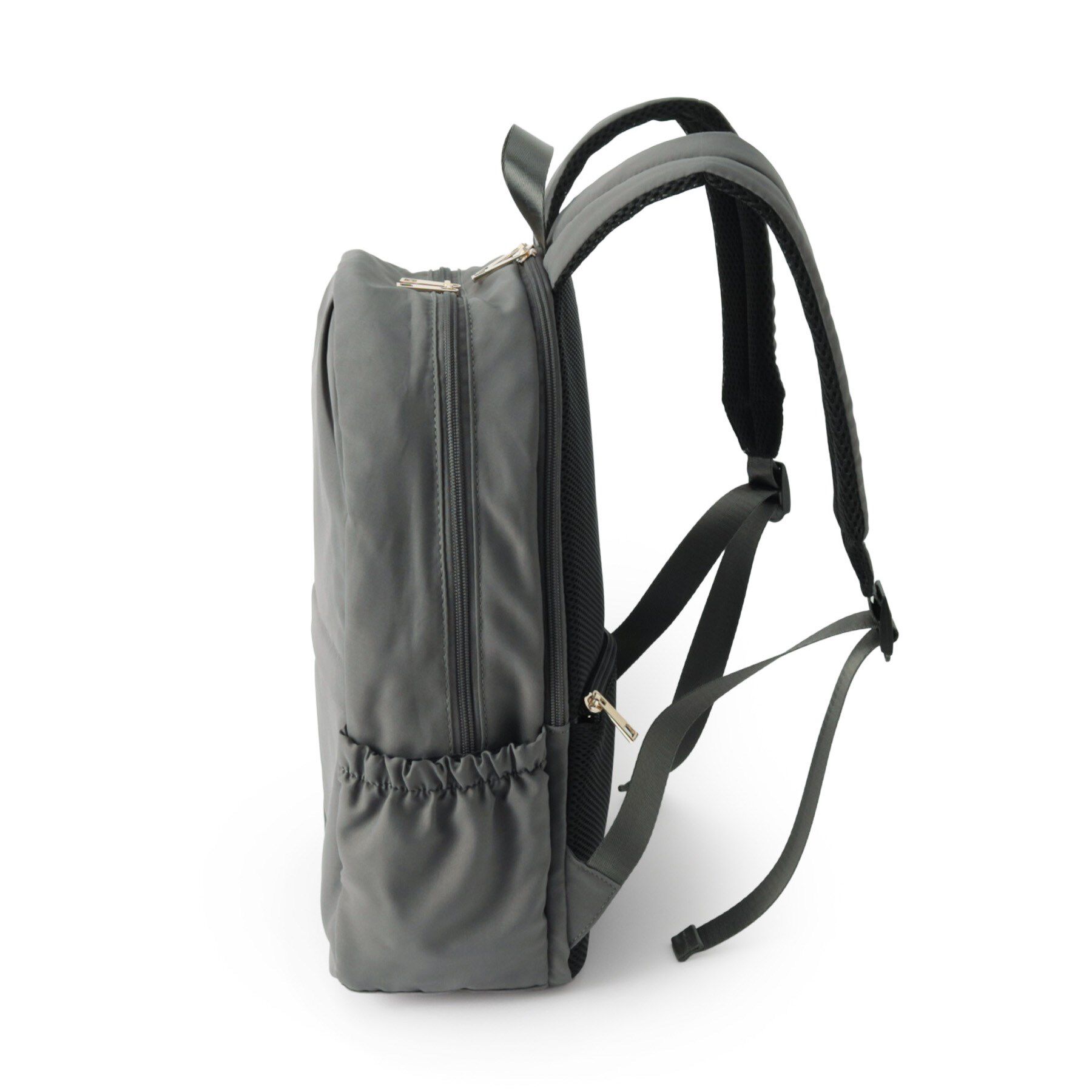 ITS&rsquo;DEMO「【A4対応／9ポケット】ふんわり軽量リュック」|リュック|