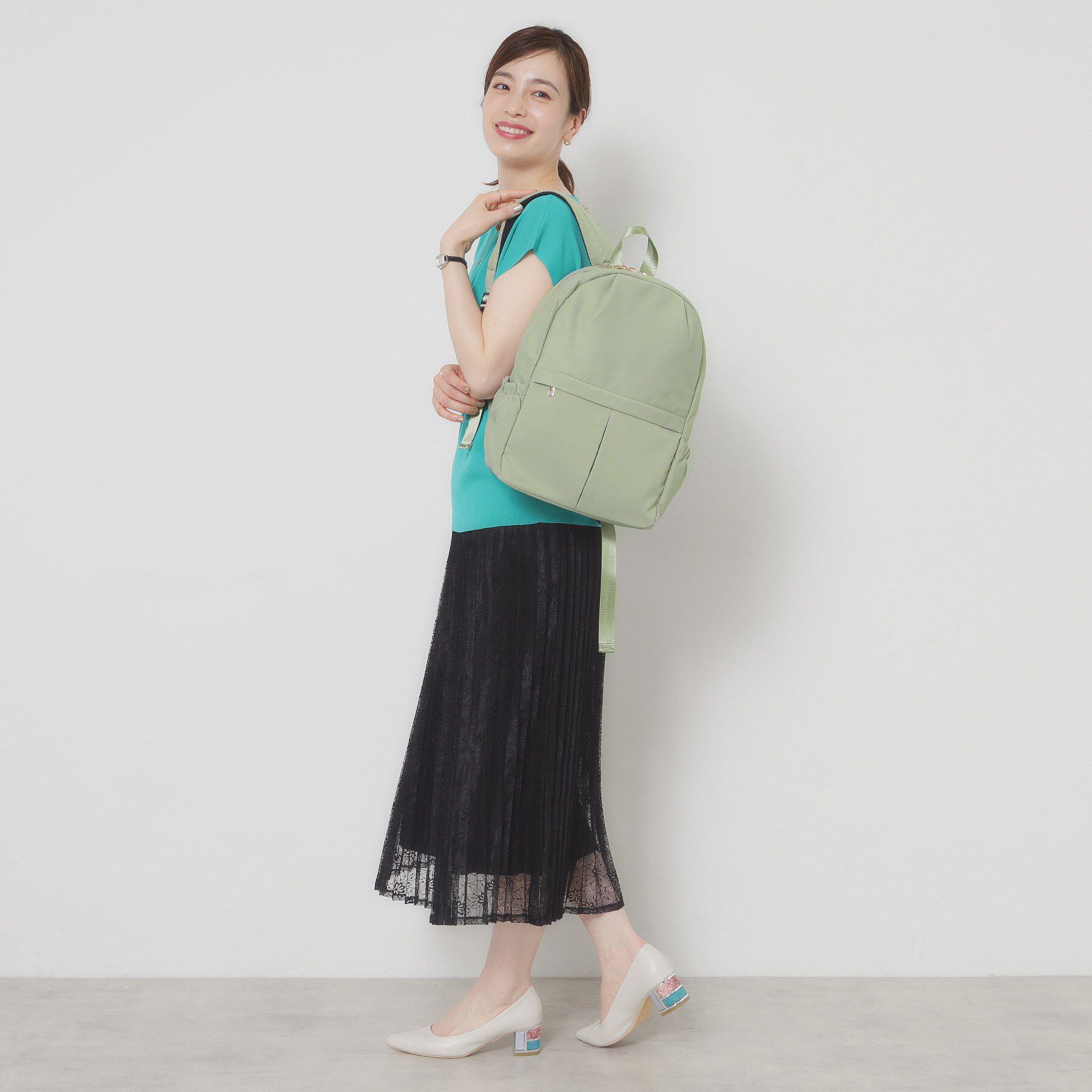 ITS&rsquo;DEMO「【A4対応／9ポケット】ふんわり軽量リュック」|リュック|