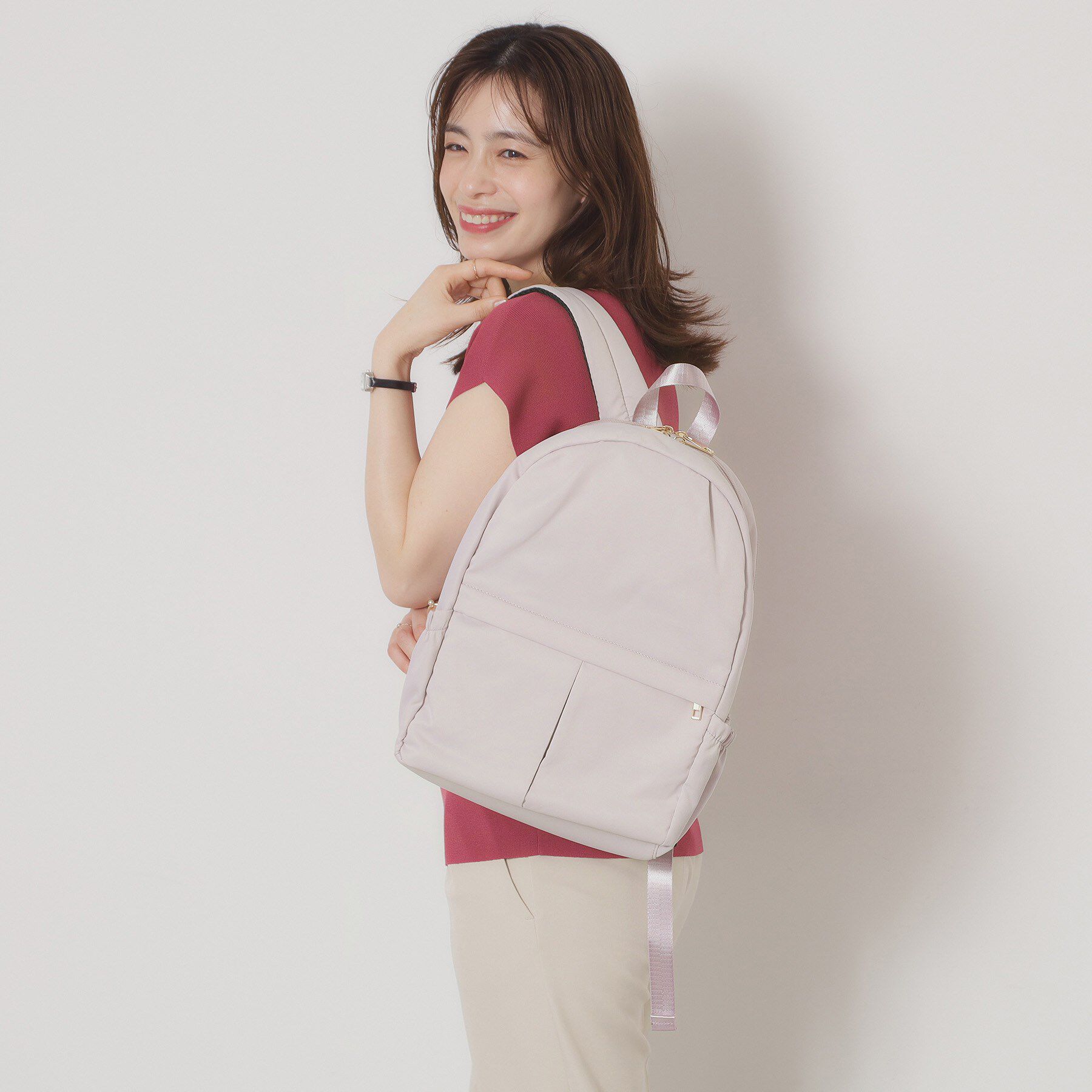 ITS&rsquo;DEMO「【A4対応／9ポケット】ふんわり軽量リュック」|リュック|