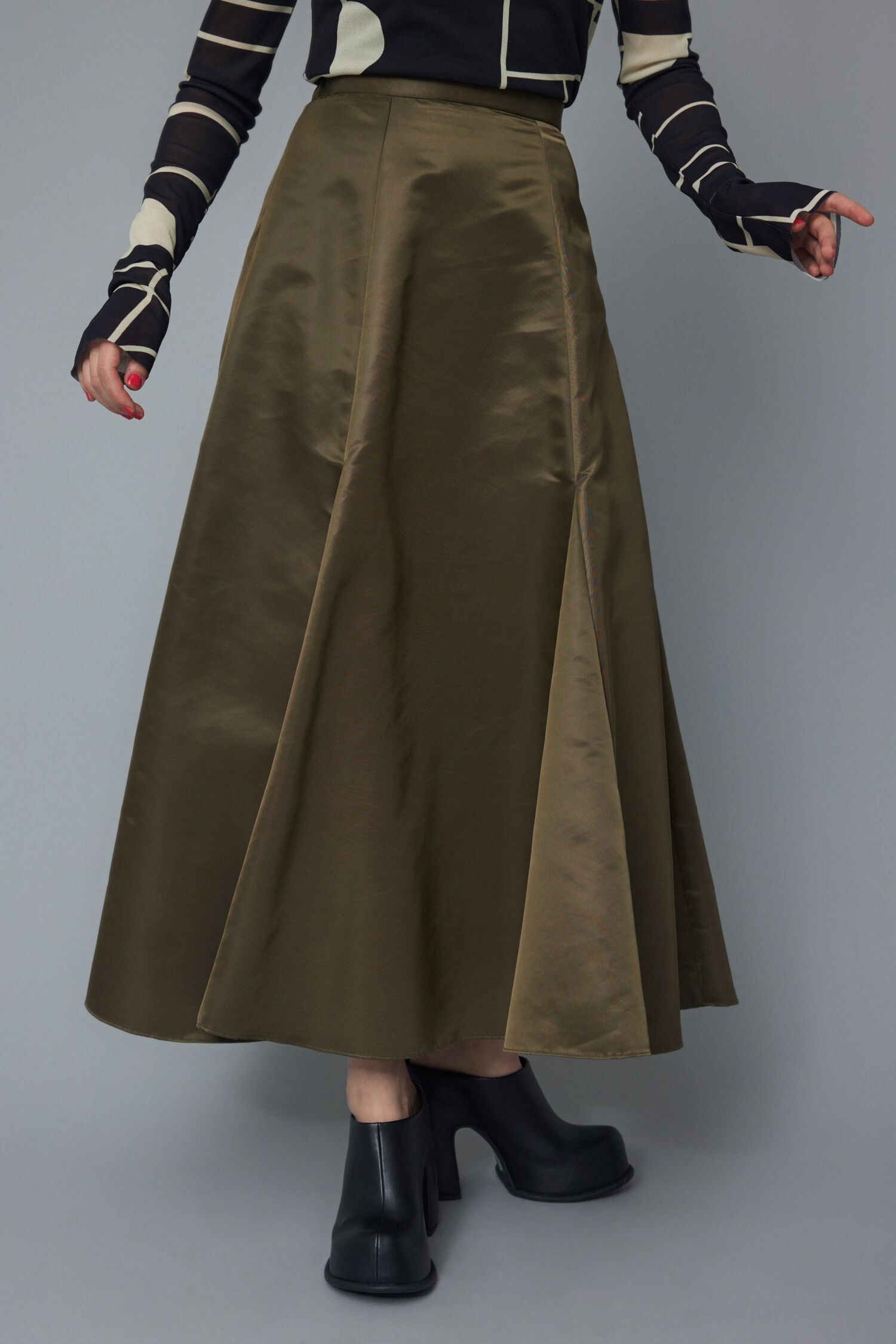 HeRIN.CYE「Nylon maxi skirt」|スカート|