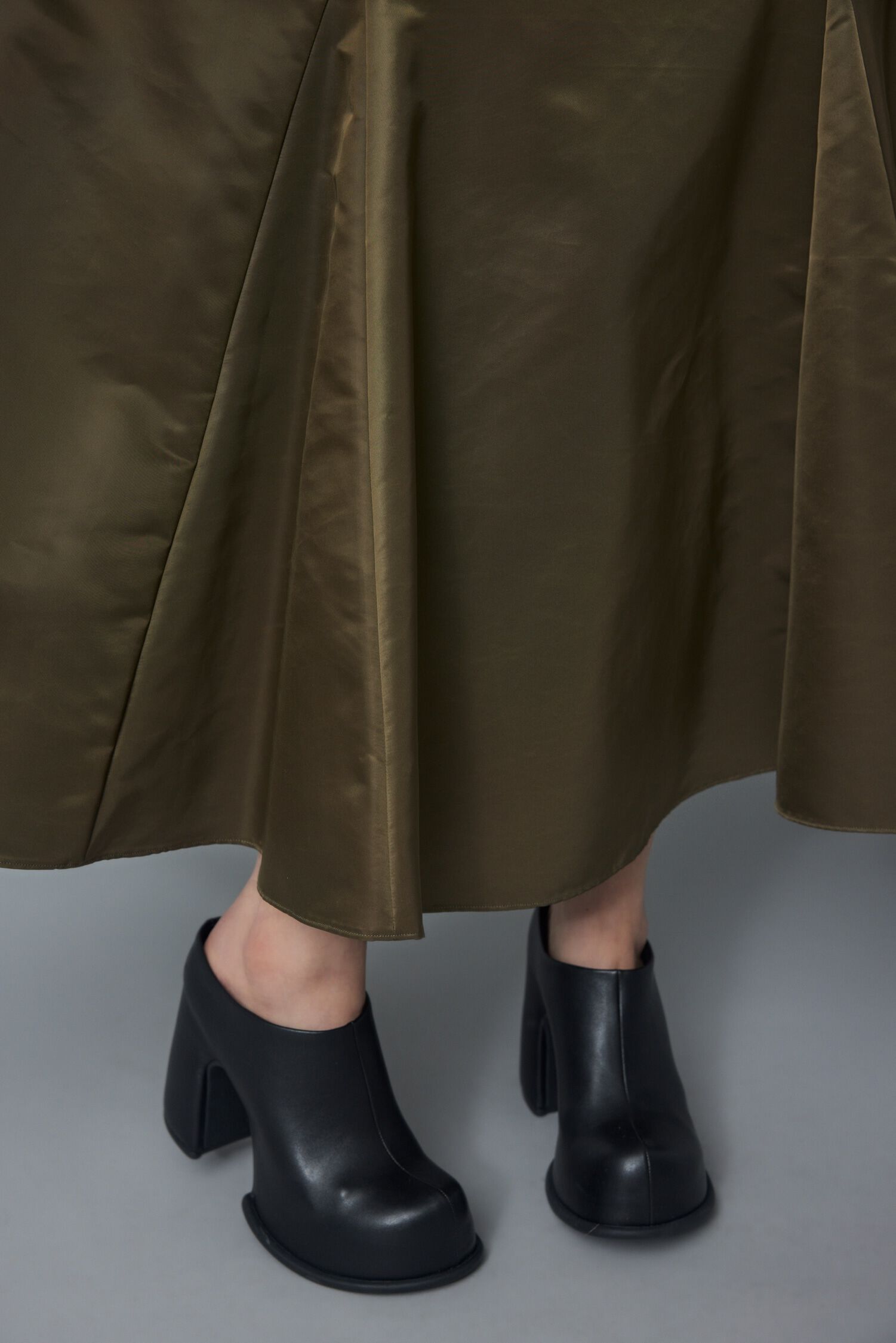 HeRIN.CYE「Nylon maxi skirt」|スカート|