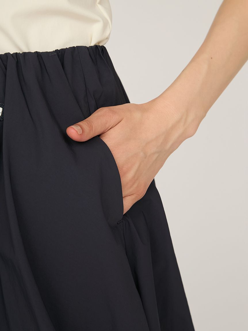 emmi atelier「【ONLINE限定カラー】【prince|emmi】ナイロンバルーンスカート」|スカート|