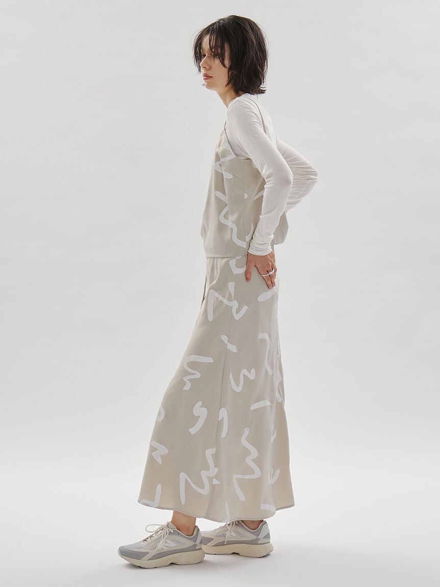 emmi atelier「サテンナロースカート【セットアップ対応】」|スカート|