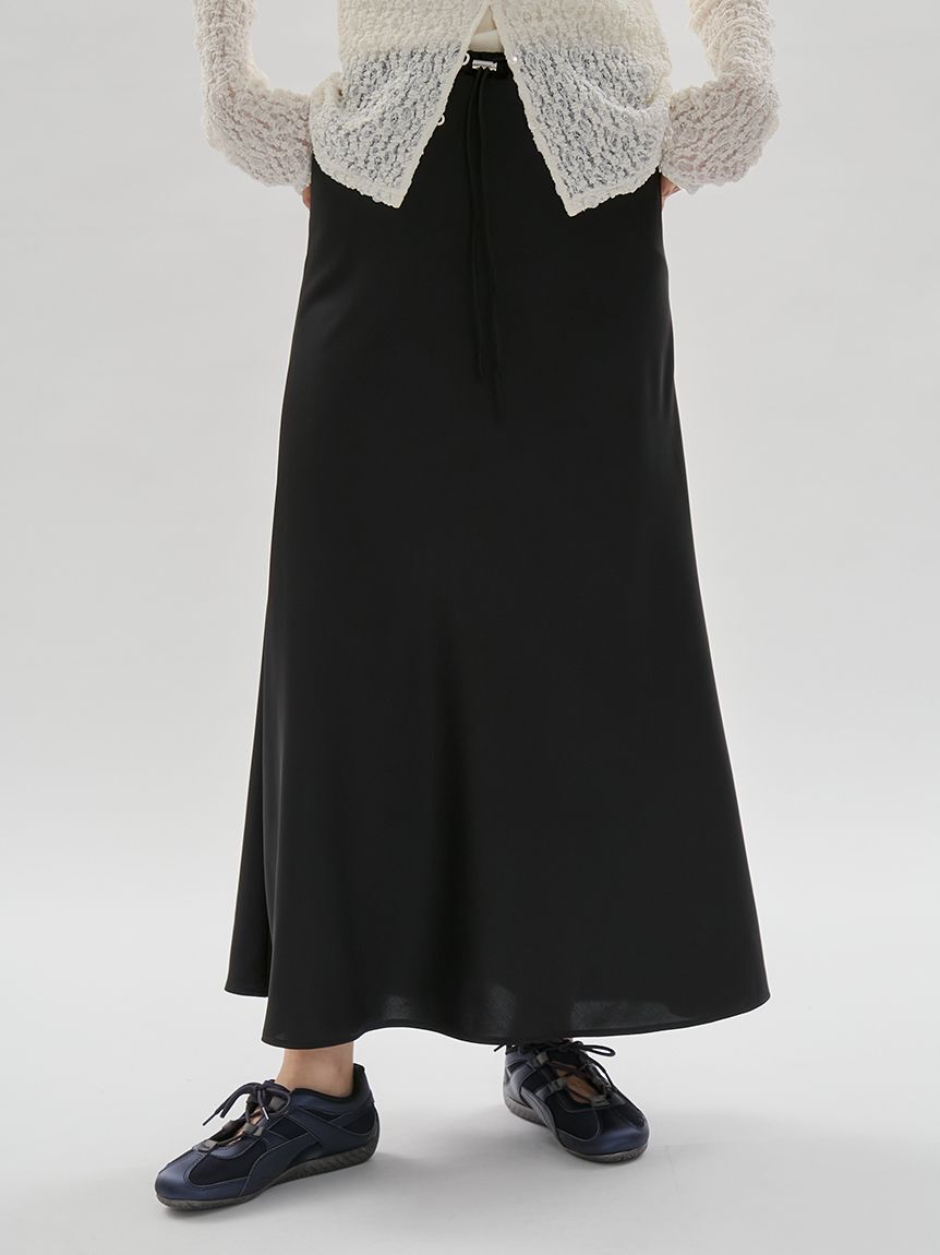 emmi atelier「サテンナロースカート【セットアップ対応】」|スカート|BLK
