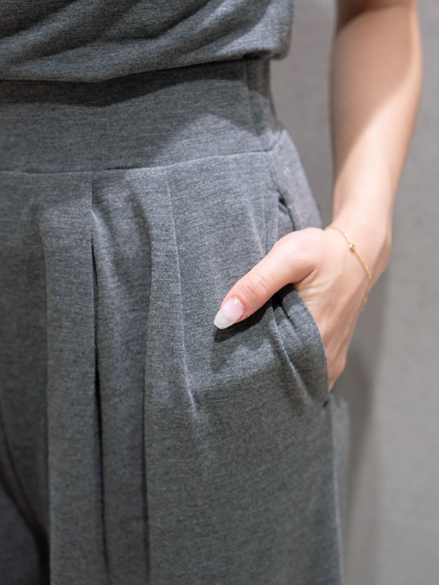 SNIDEL「タックカットパンツ」|チノ|