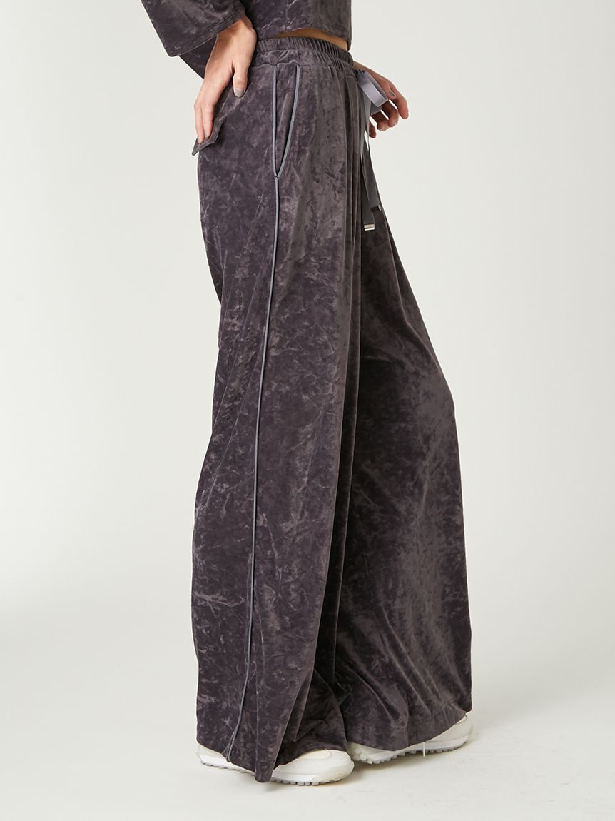 FRAY I.D「クラッシュベロアドロストワイドパンツ」|チノ|